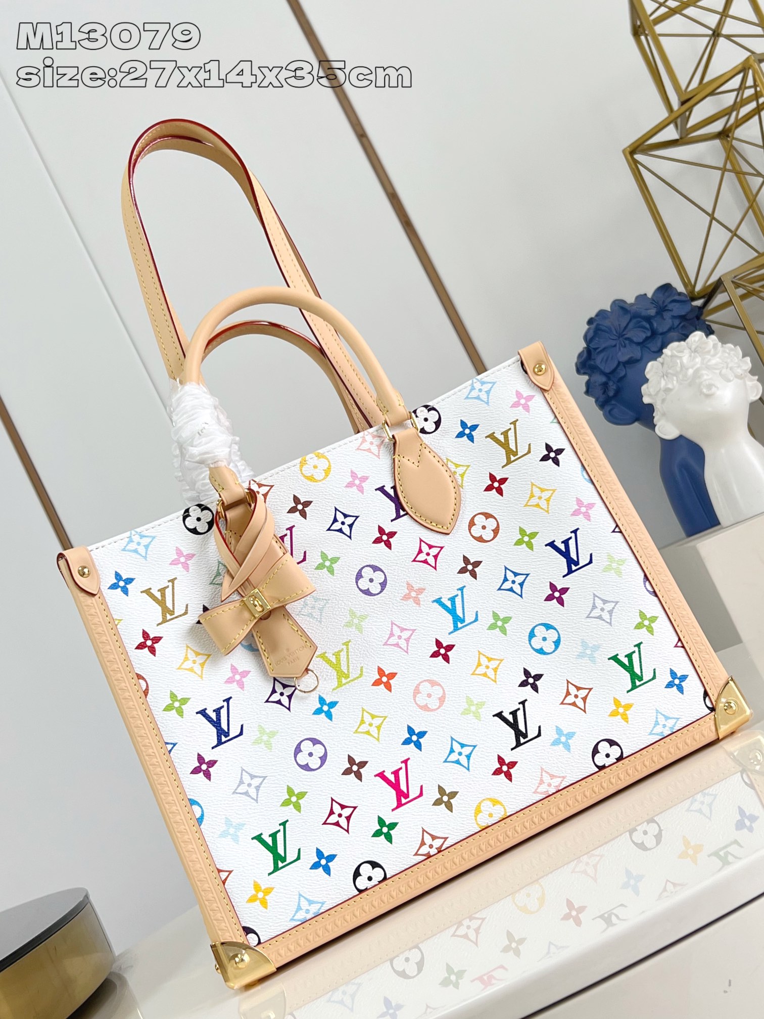 Bagsaaa M13079 LV x TM OnTheGo MM White Multicolored - 35cm