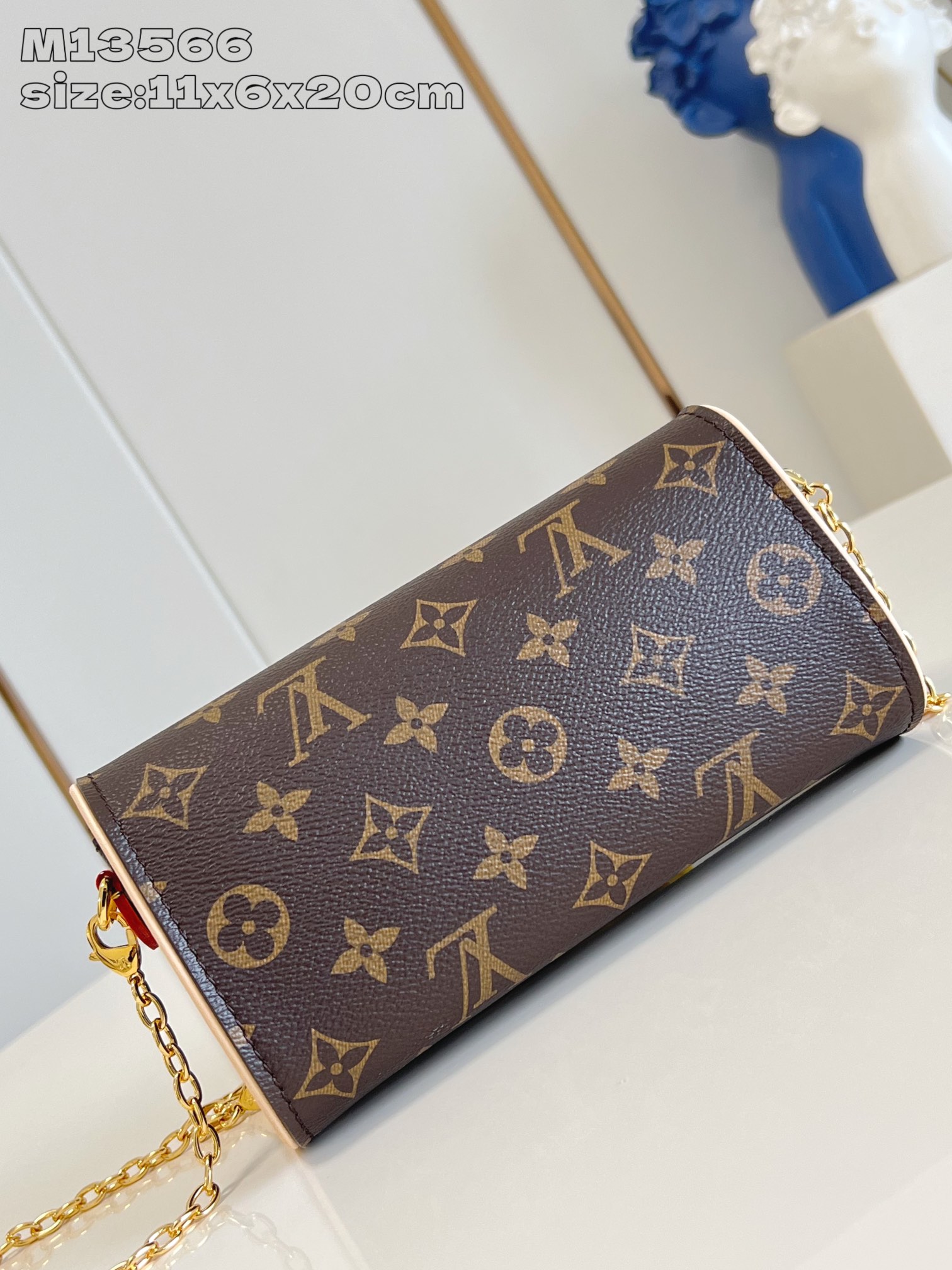 Bagsaaa L0vis Vvtt0n M13566 Pochette Camille Coated canvas - 20.5cm