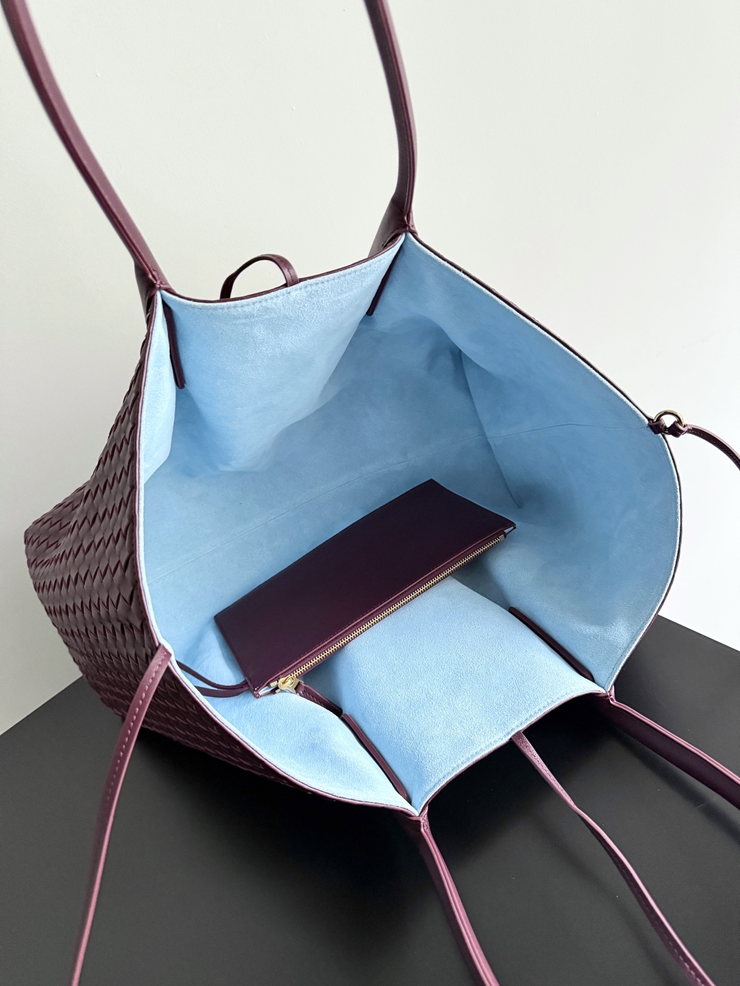 Bagsaaa B0tt*ga Ven*ta Pinacoteca Reversible tote 817166 dark red - 43cm
