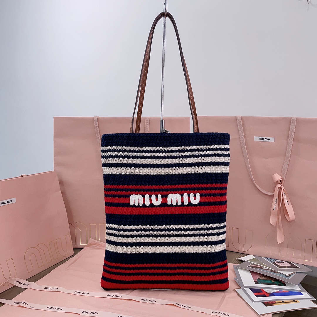 Bagsaaa Miu Miu striped crochet-knit tote bag - 38cm
