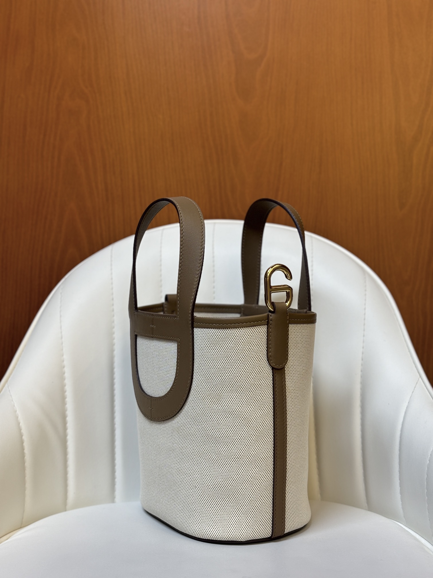 Bagsaaa H**me5 In-the-Loop 18 bag Etoupe/Beige - 18 x 19.5 x 12 cm