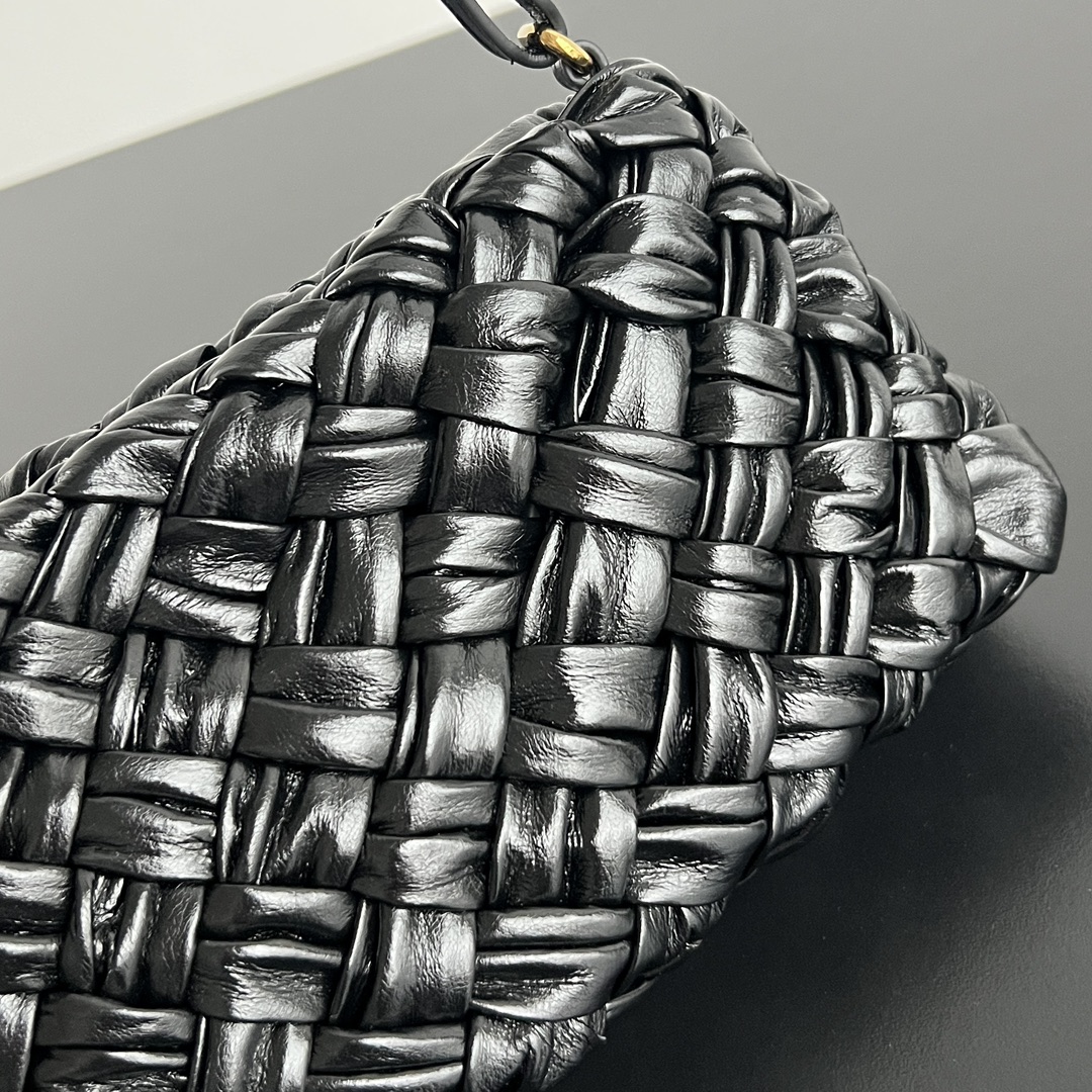 Bagsaaa B0tt*ga Ven*ta Kalimero Cha-Cha clutch 785780 black - 28.5cm