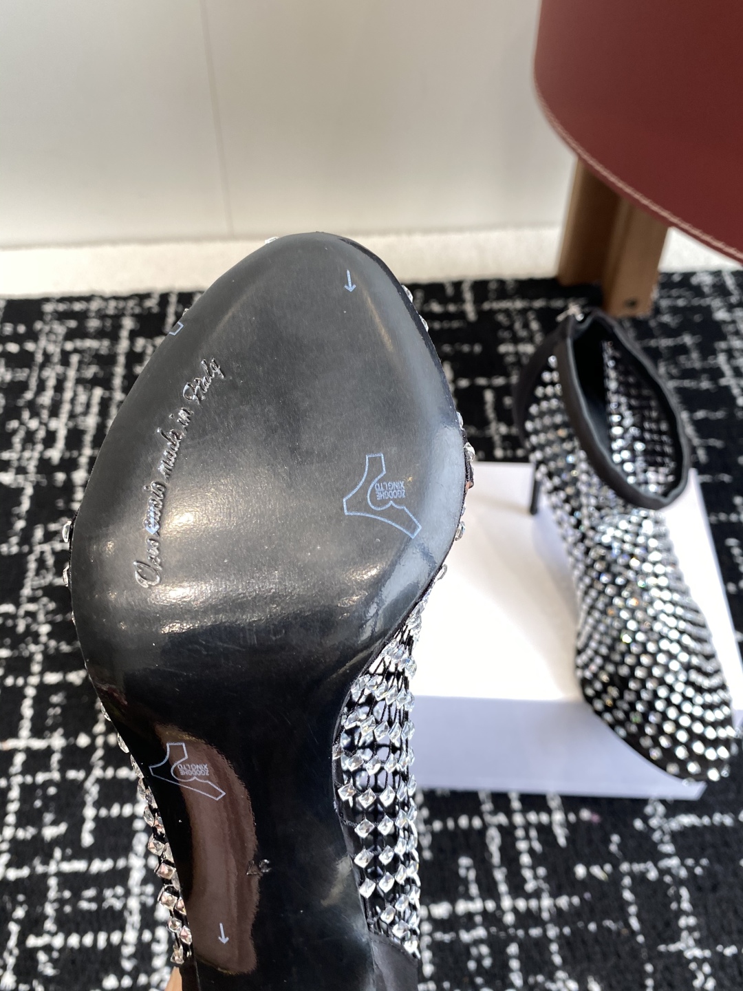 Bagsaaa D&G calfskin and rhinestone-detailed mesh Lollo pumps black