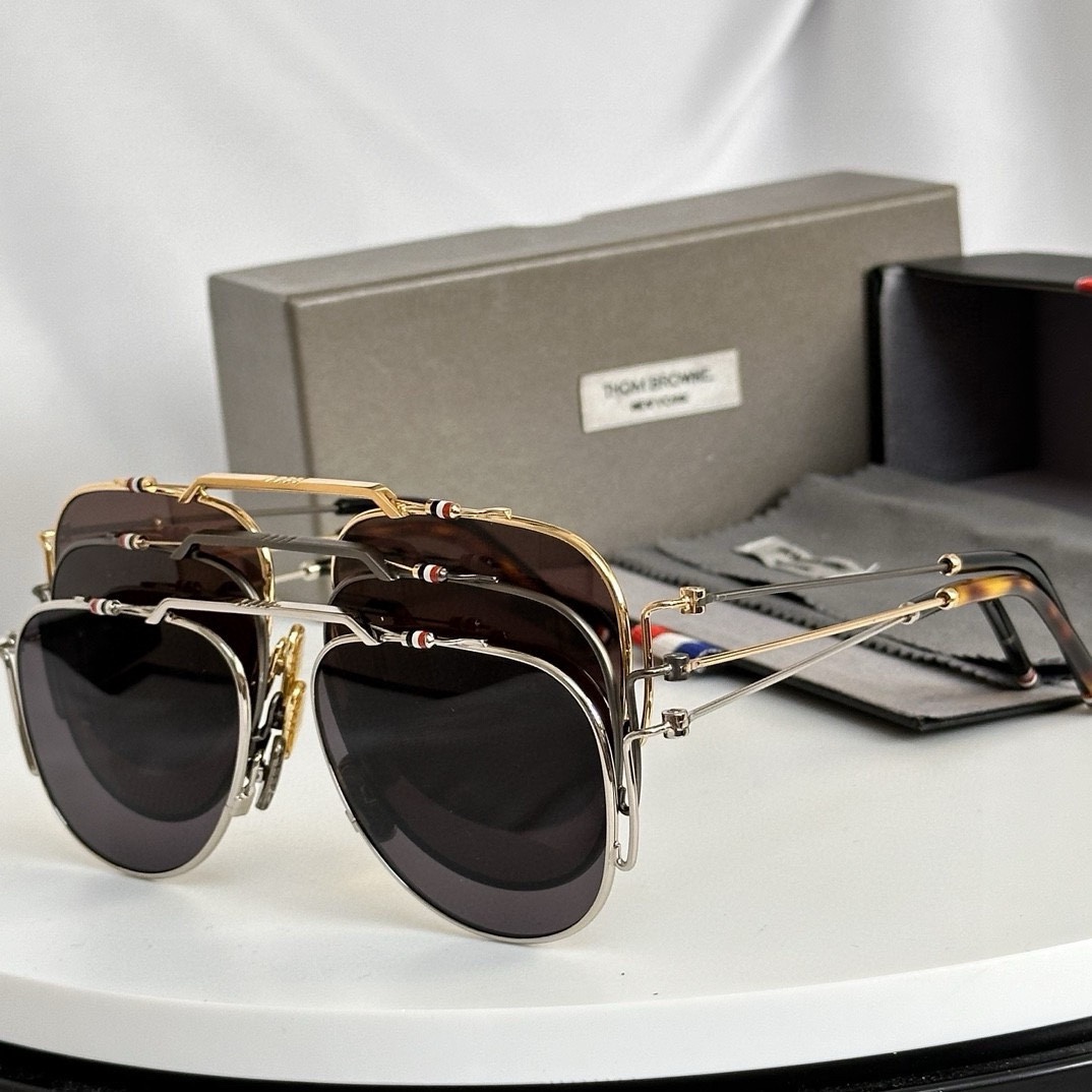 Bagsaaa THOM BROWNE Glasses