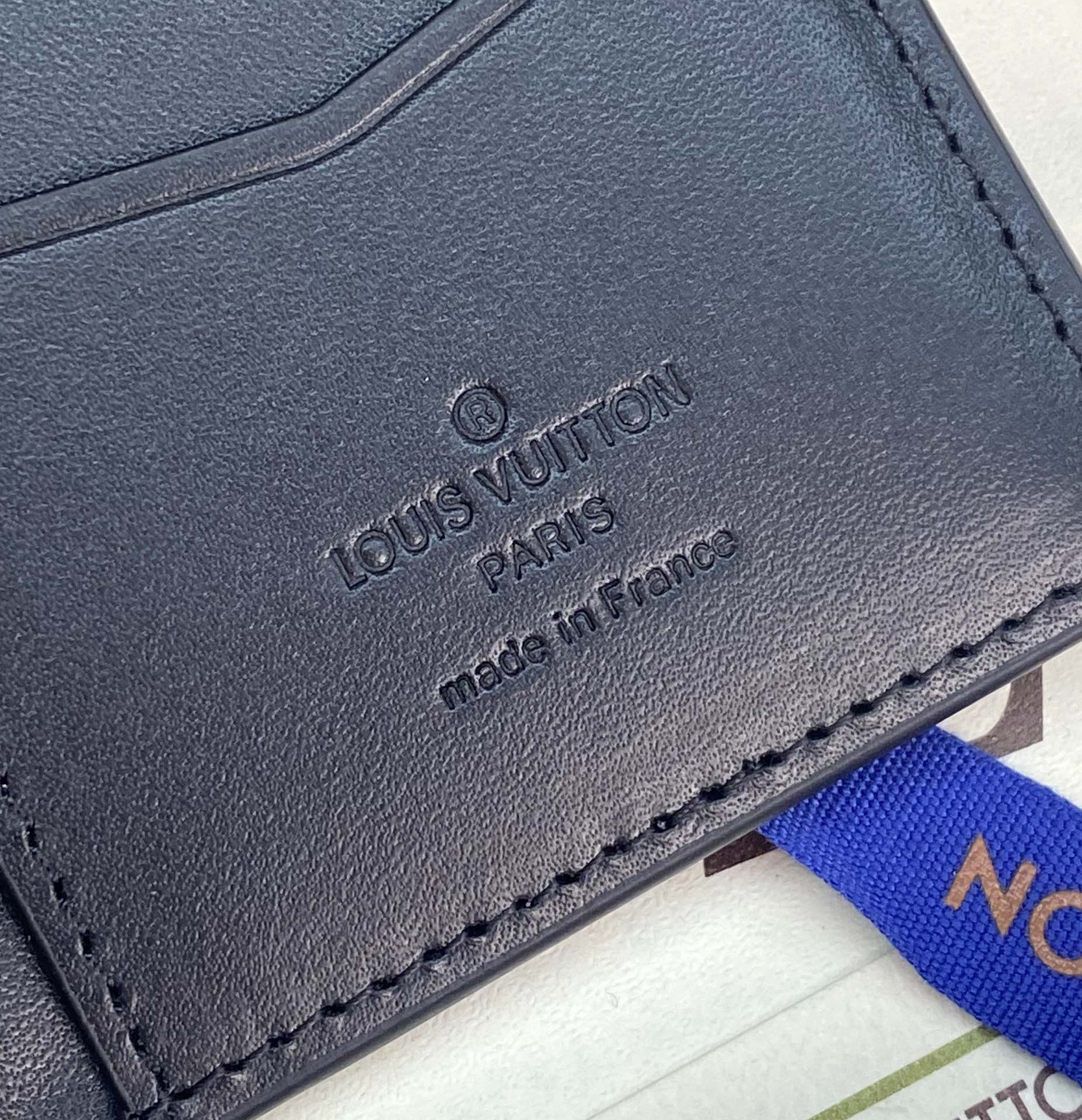 Bagsaaa LV M82583 Pocket Organizer Gradiant Wallet - 11cm