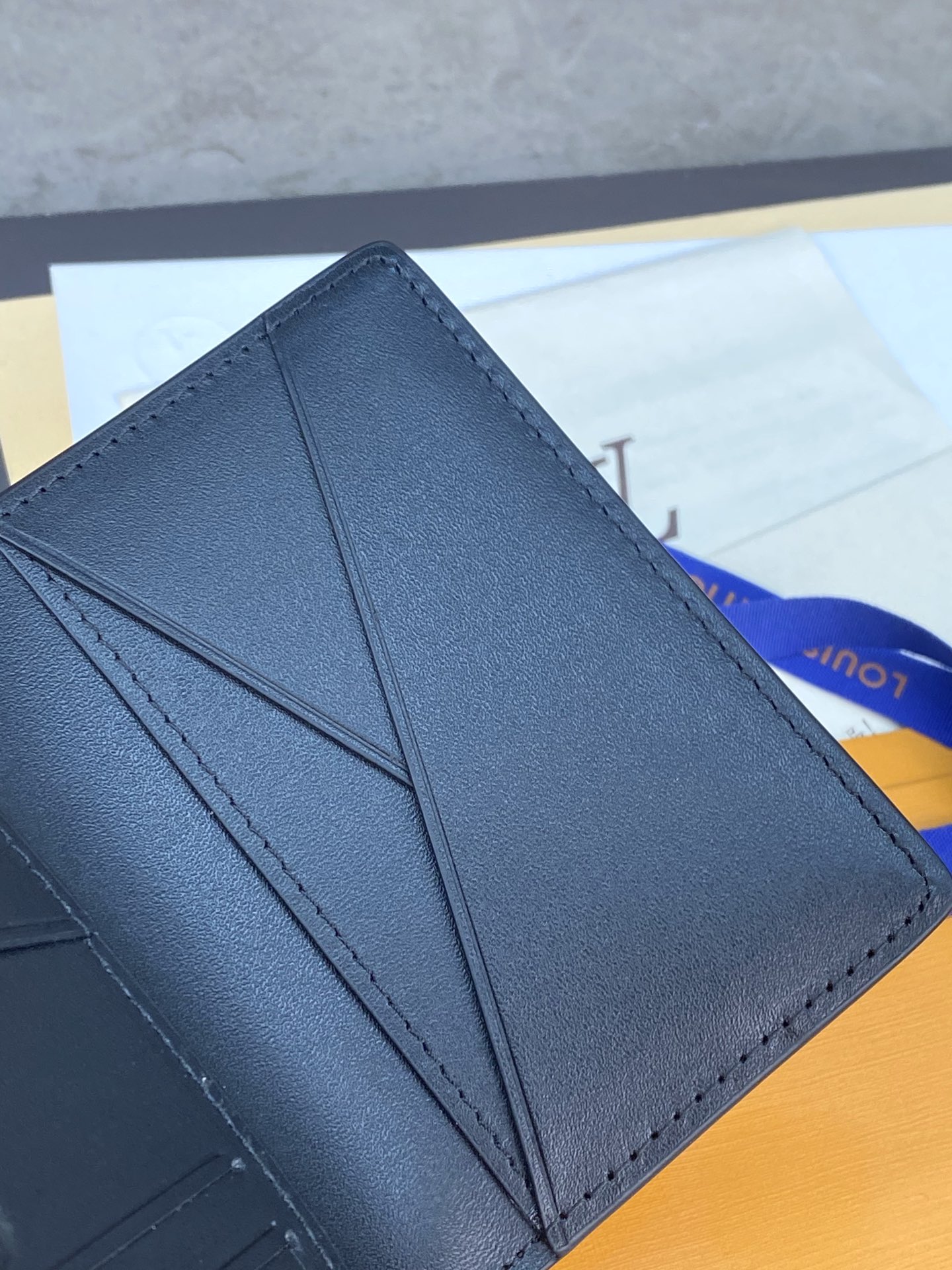 Bagsaaa LV M82583 Pocket Organizer Gradiant Wallet - 11cm