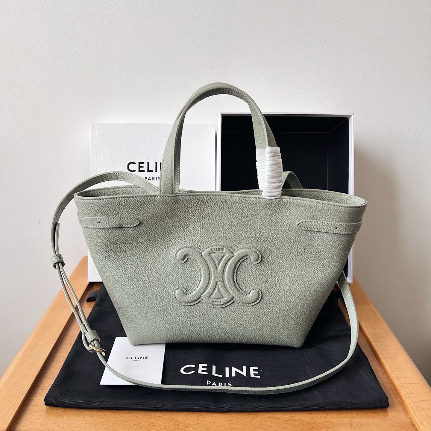 Bagsaaa Ce1i*e Mini Cabas Anais Cuir Triomphe In Grained Calfskin Gray - 21cm