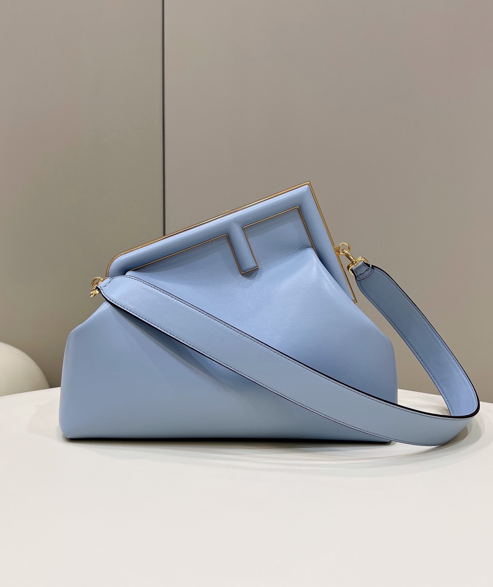 Bagsaaa F**di First Shoulder Bag Blue - 30cm