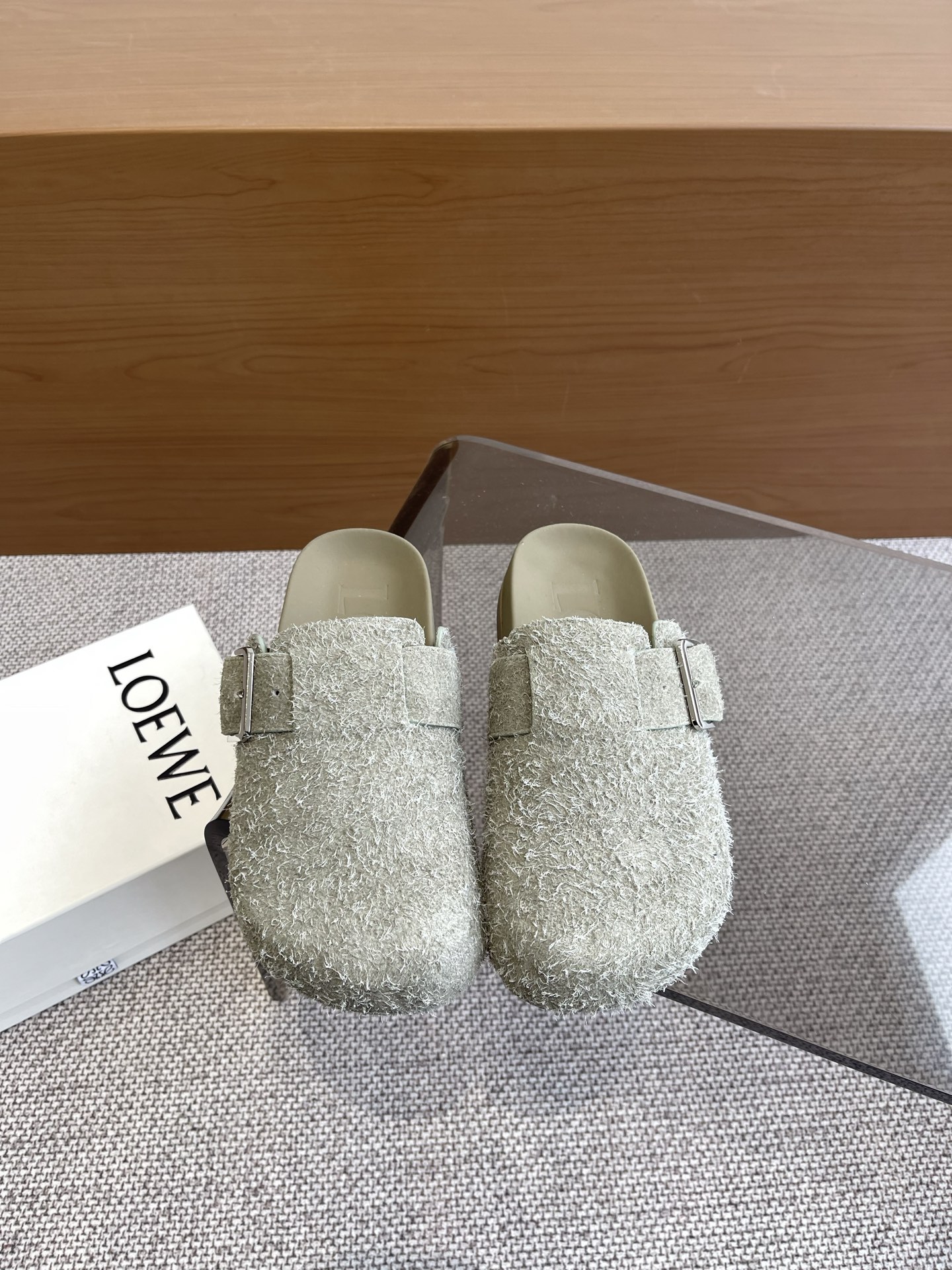 Bagsaaa L0ew* Ease Buckle mule in brushed suede khaki green