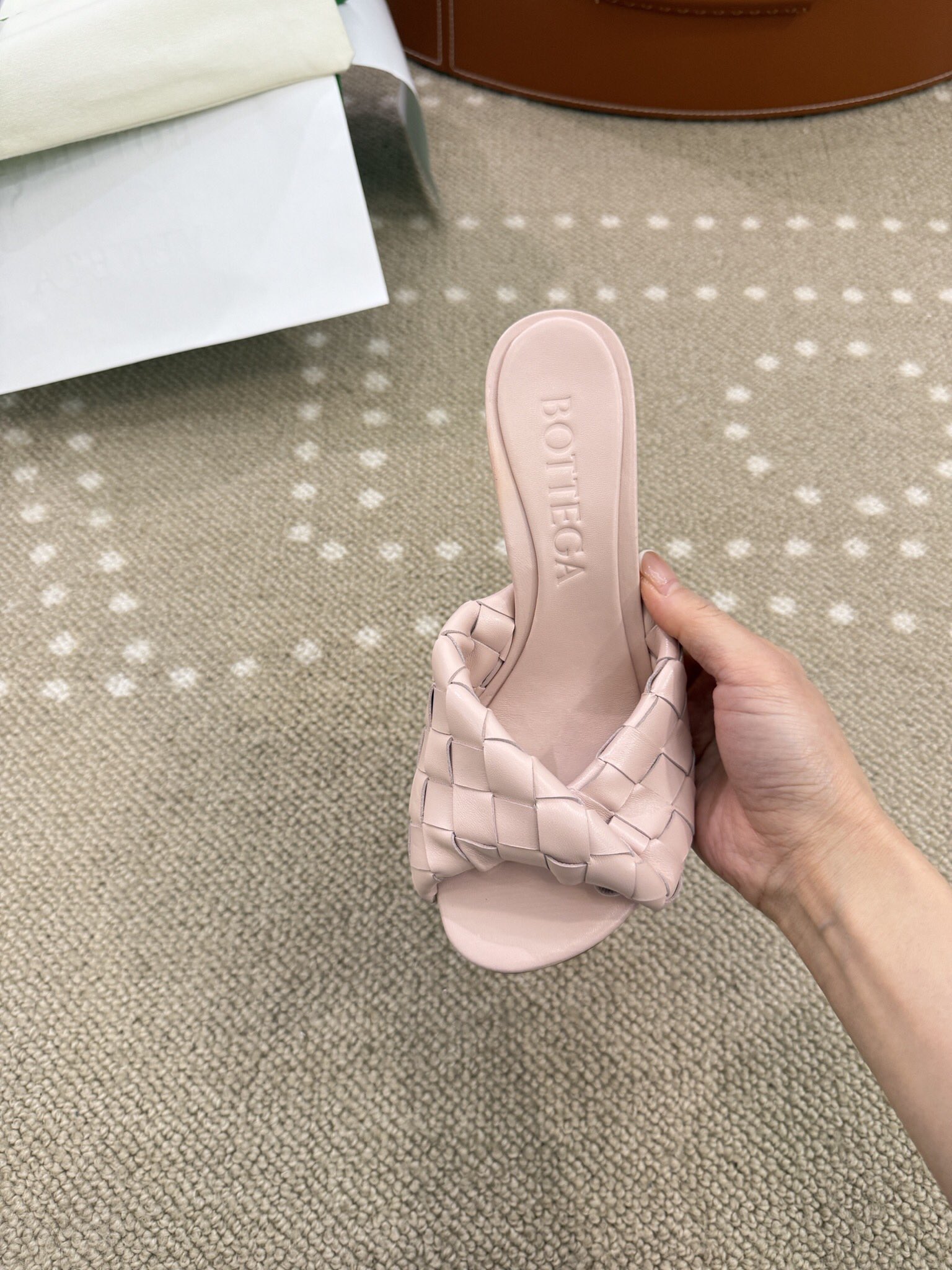 Bagsaaa B0tt*ga Ven*ta Blink Mule Light Pink - 8cm