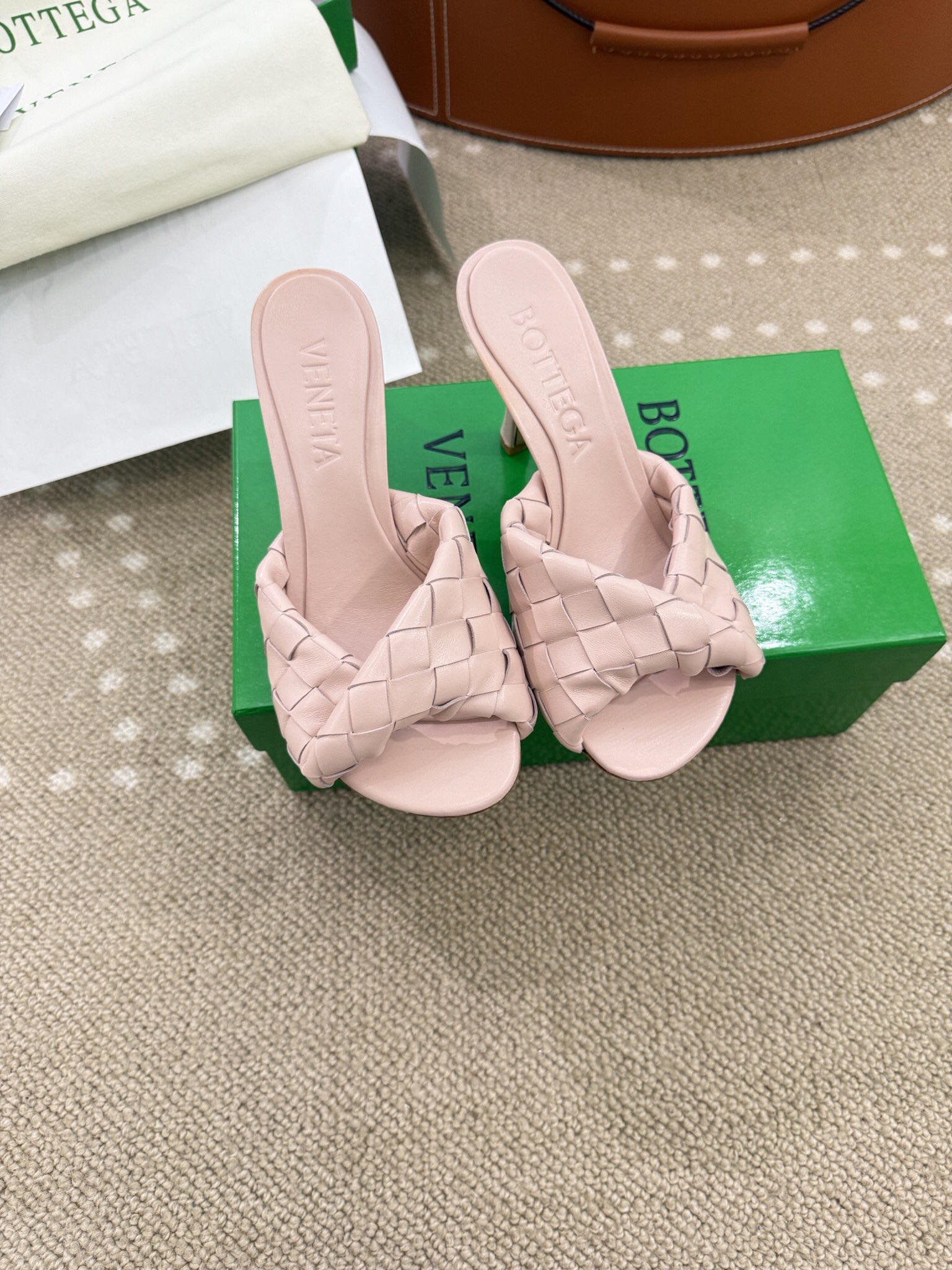 Bagsaaa B0tt*ga Ven*ta Blink Mule Light Pink - 8cm