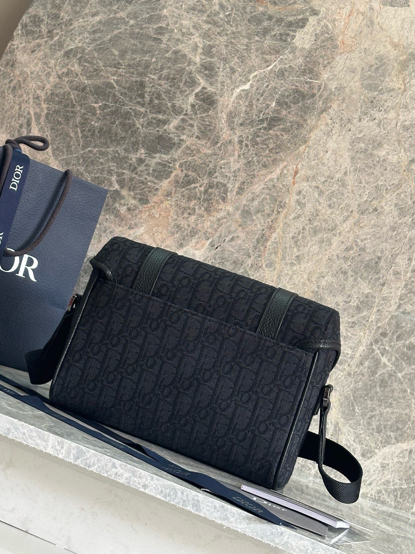 Bagsaaa D10r Hit the Road Messenger Bag with Flap Black D10r Oblique Jacquard and Black Grained Calfskin - 24cm