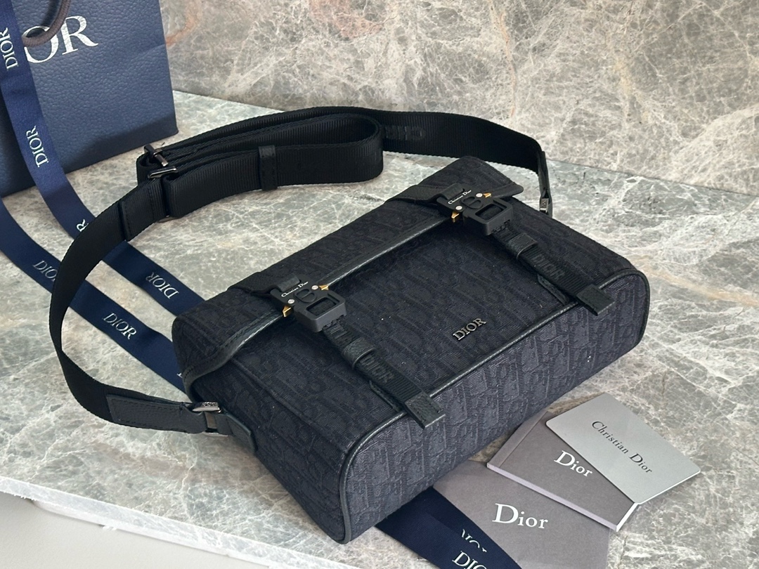 Bagsaaa D10r Hit the Road Messenger Bag with Flap Black D10r Oblique Jacquard and Black Grained Calfskin - 24cm