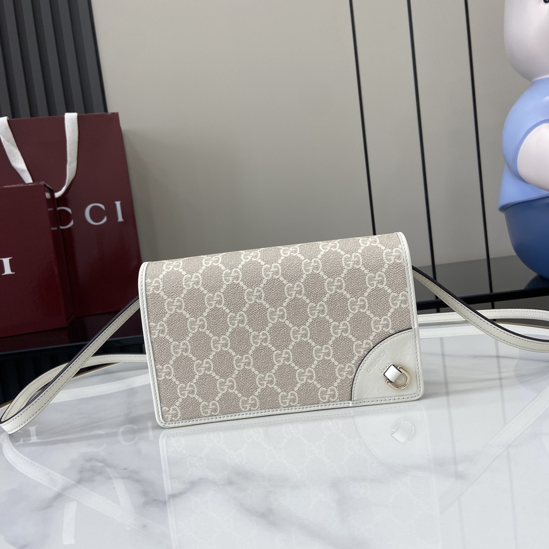 Bagsaaa Gvc*1 GG Emblem S*per mini shoulder bag 820688 white & beige - 20cm