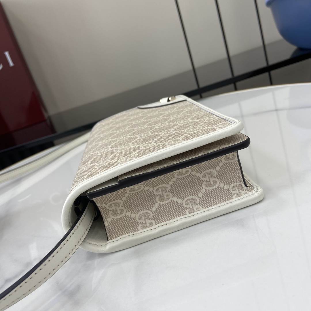 Bagsaaa Gvc*1 GG Emblem S*per mini shoulder bag 820688 white & beige - 20cm
