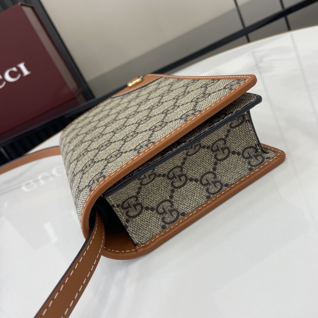 Bagsaaa Gvc*1 GG Emblem S*per mini shoulder bag 820688 brown & beige - 20cm