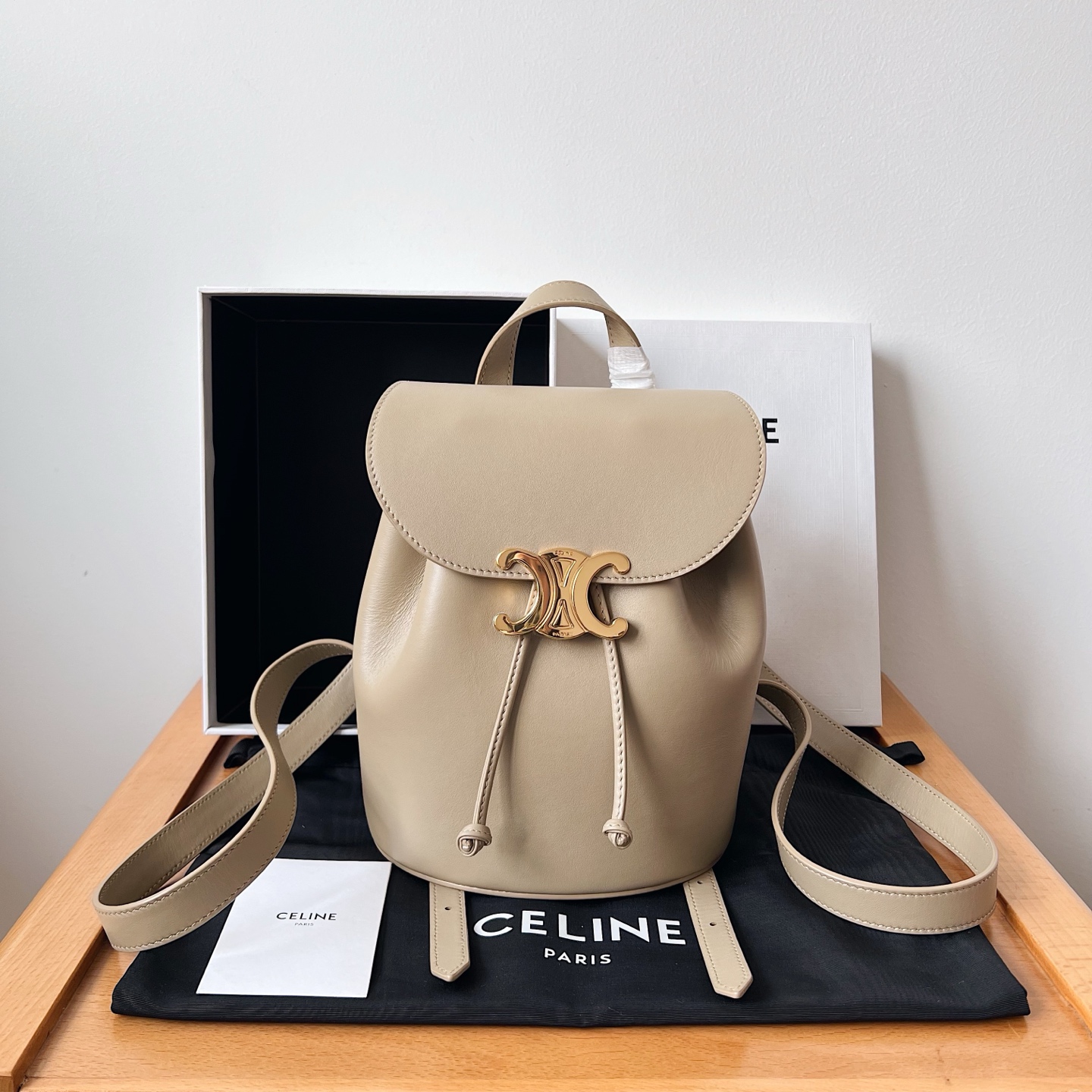 Bagsaaa Ce1i*e Backpack Bonnie In Smooth Calfskin 118703 beige - 25cm