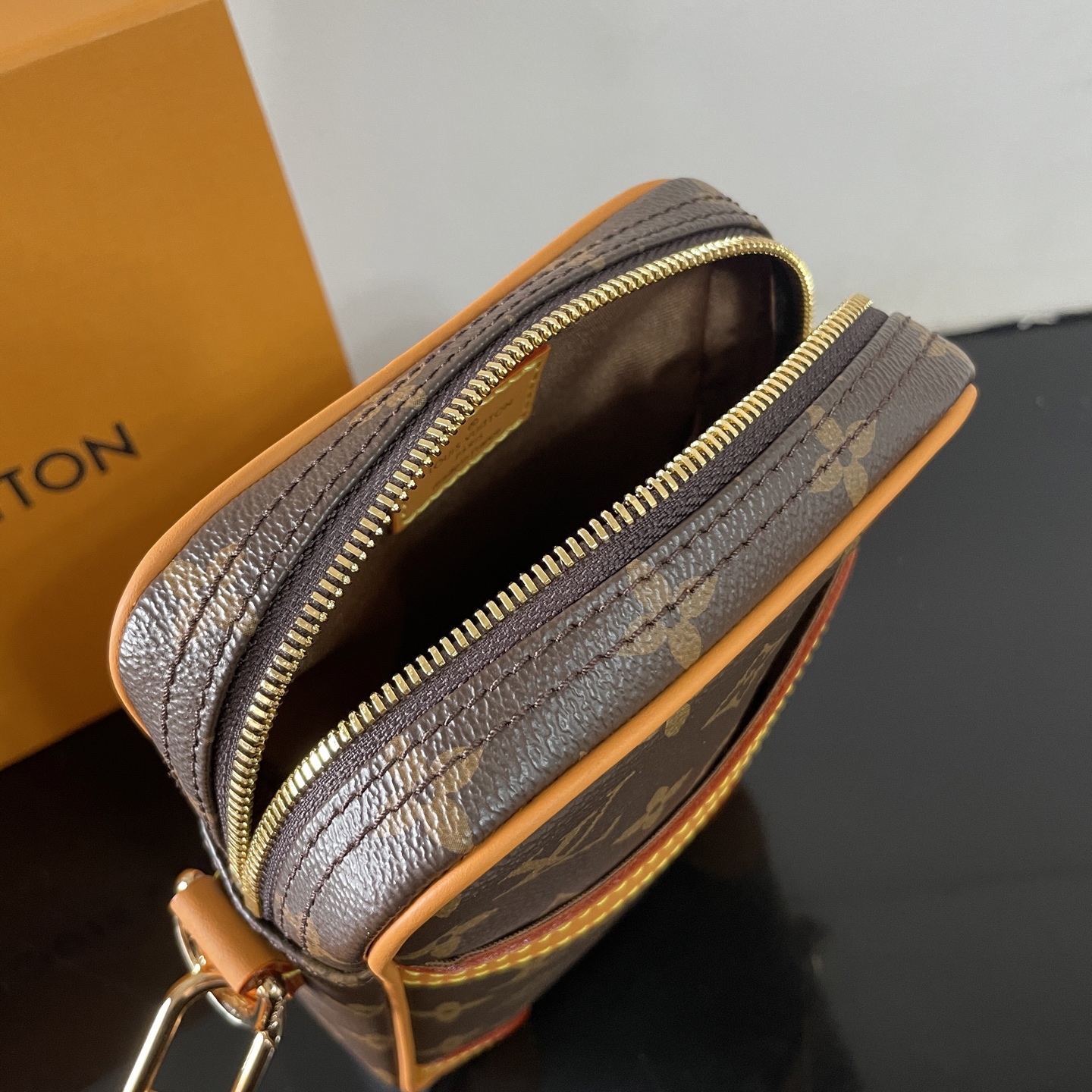 Bagsaaa L0vis Vvtt0n M14013 Danube Bag Monogram - 21cm