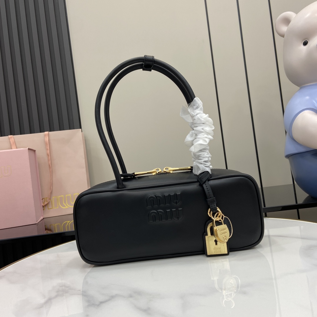 Bagsaaa Miu Miu Beau leather bag small 5BB173 black - 28cm
