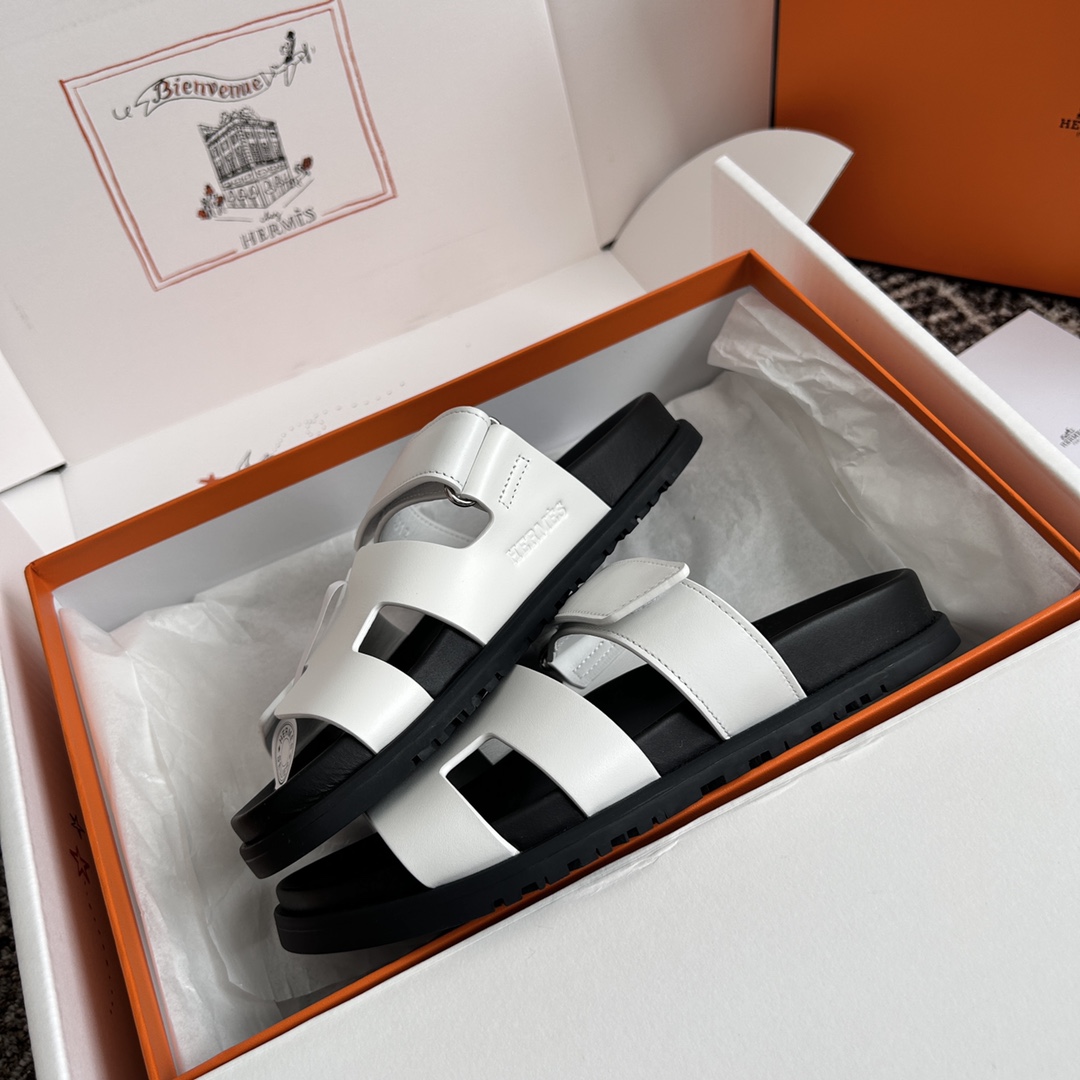 Bagsaaa H**me5 Chypre sandal white