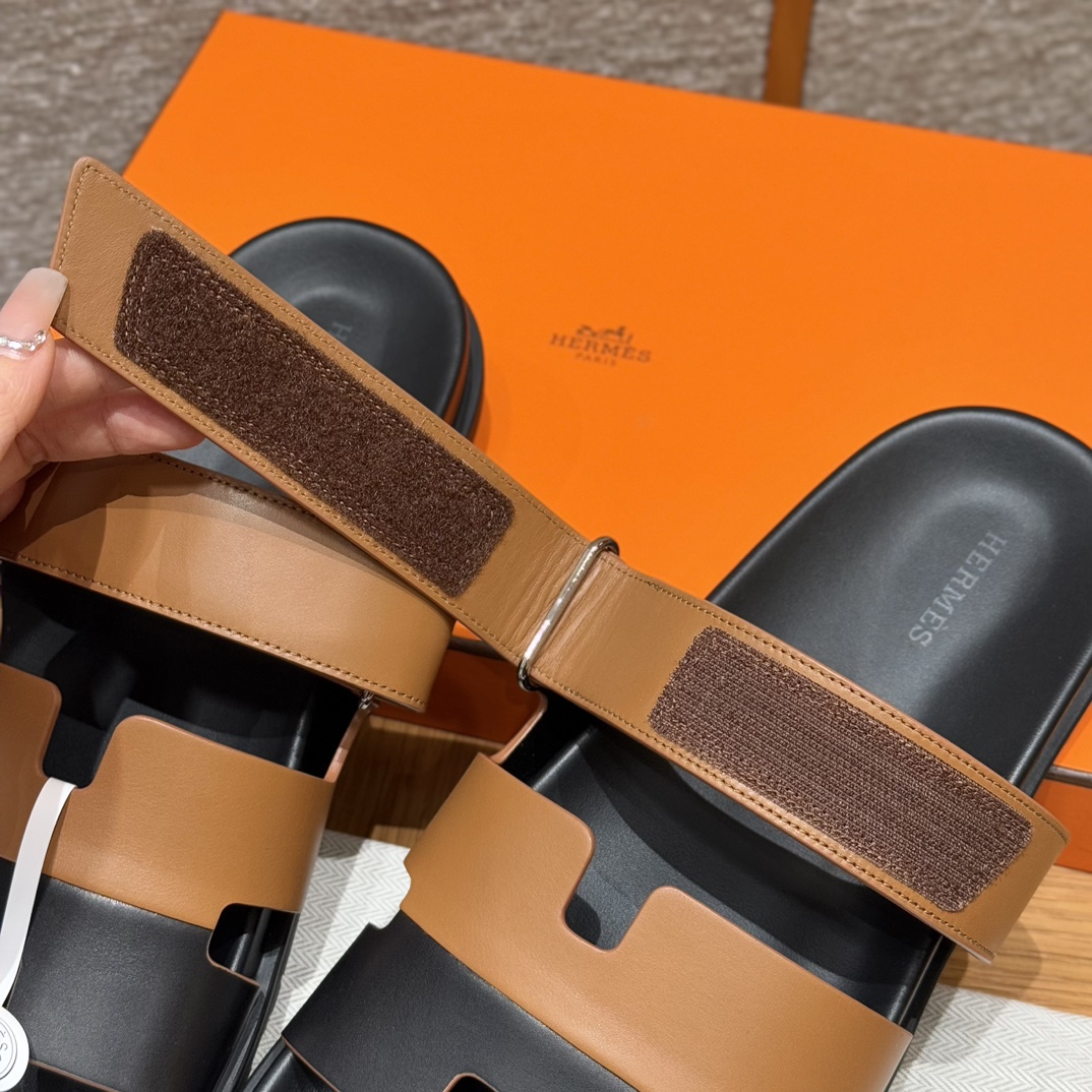 Bagsaaa H**me5 Chypre sandal brown & black