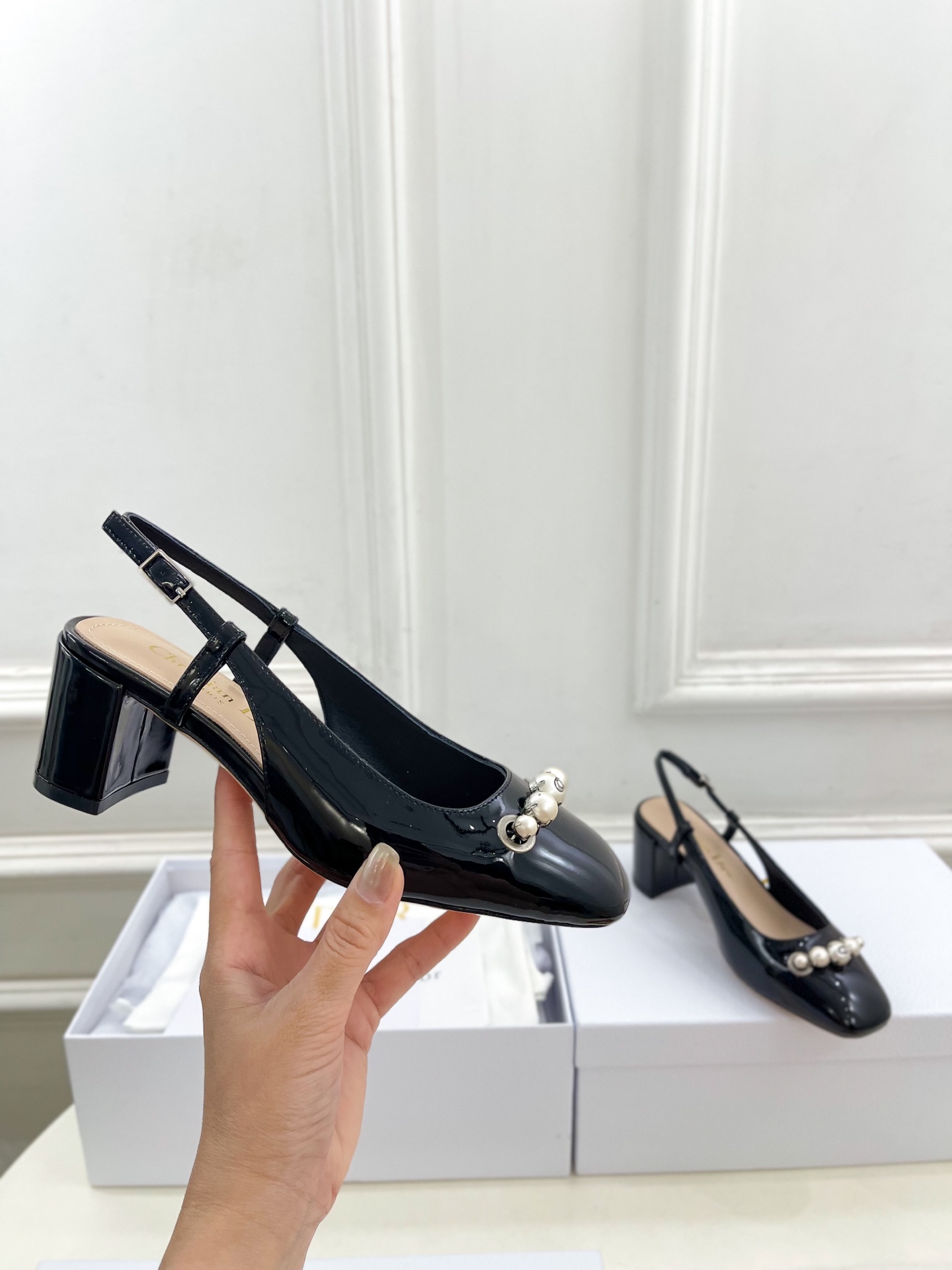 Bagsaaa D10r Paris Slingback Pump Black Patent Calfskin