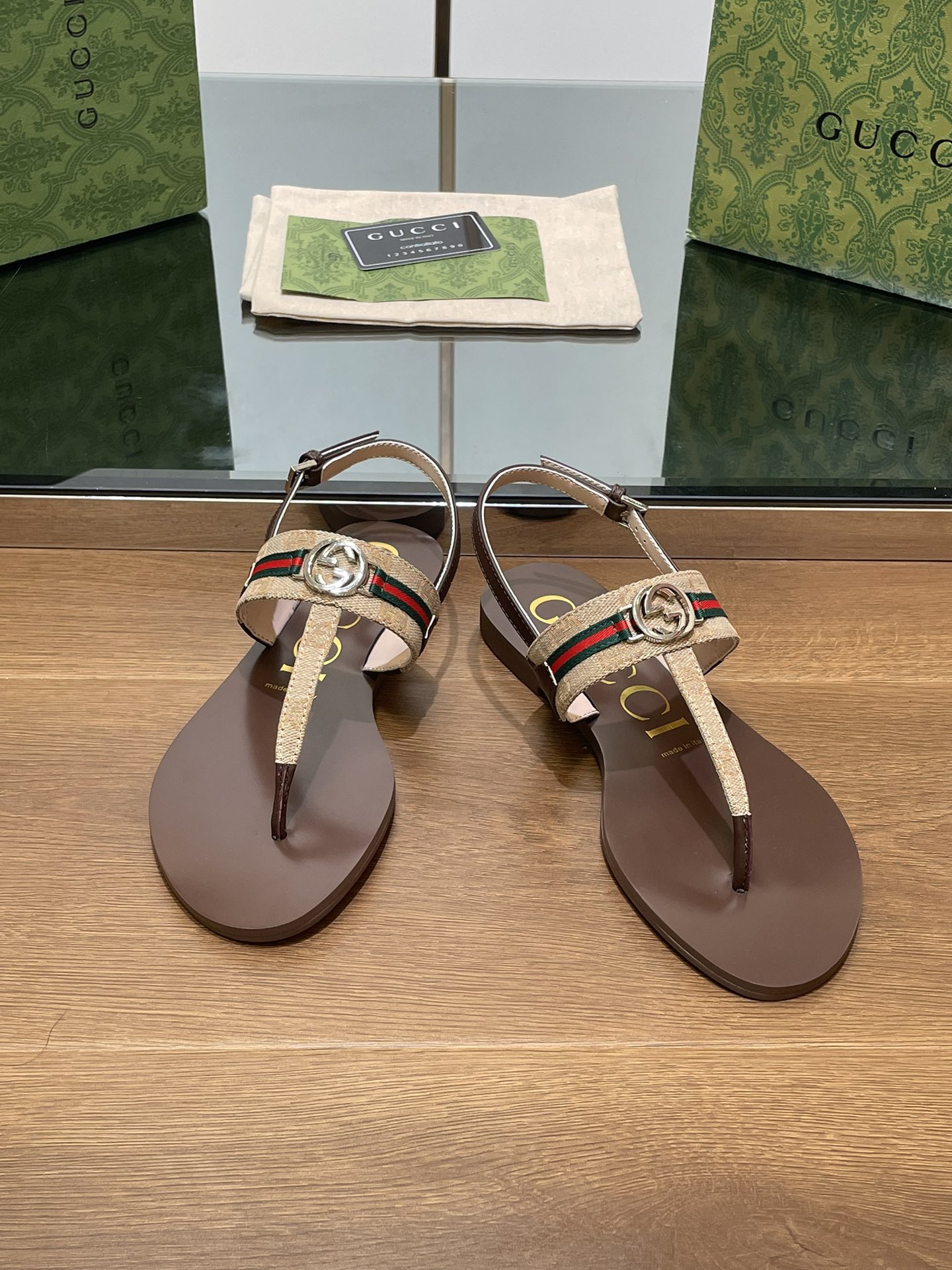 Bagsaaa Gvc*1 Women's Interlocking G Web sandal 782421 