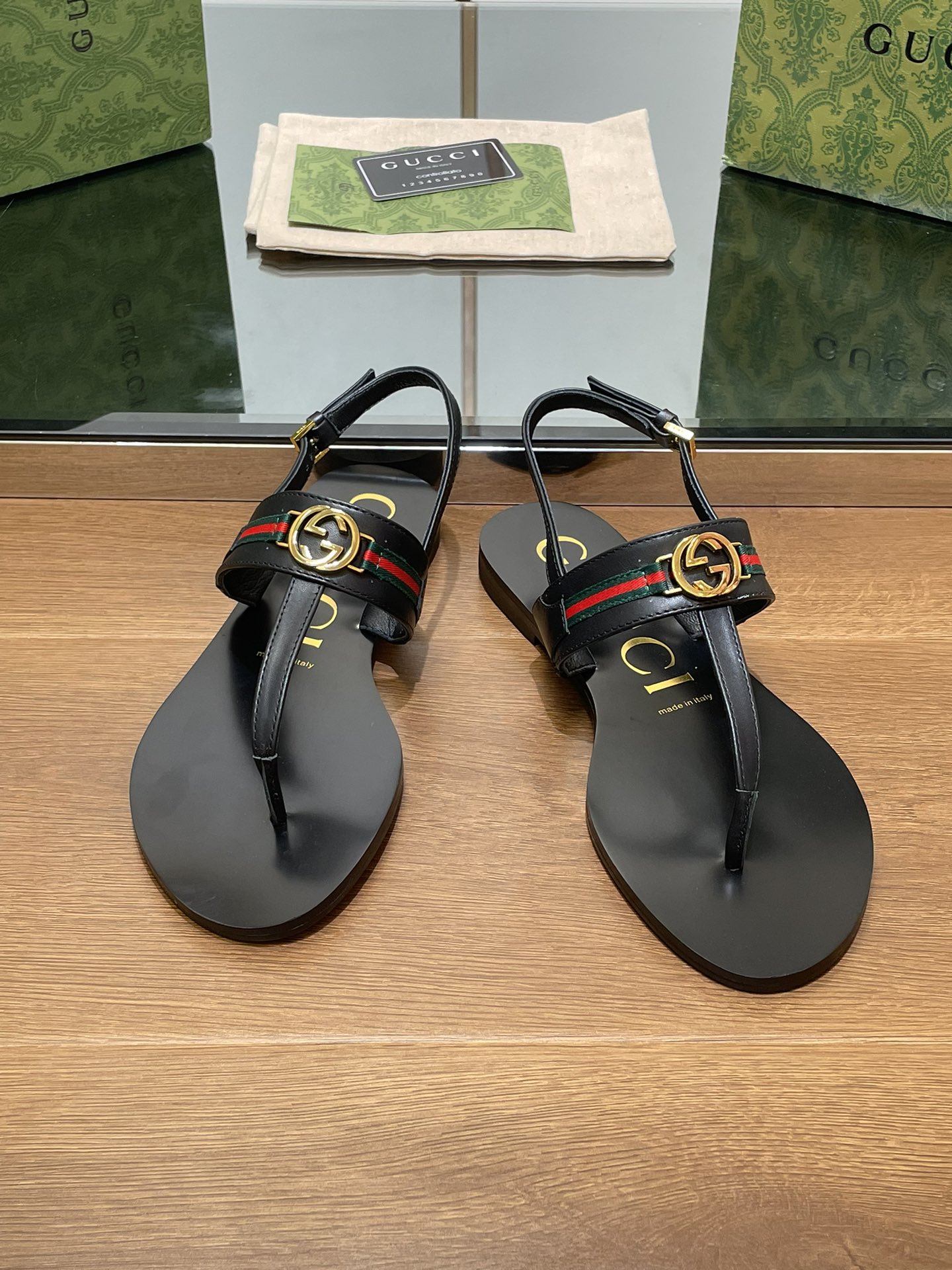 Bagsaaa Gvc*1 Women's Interlocking G Web sandal 782421 black
