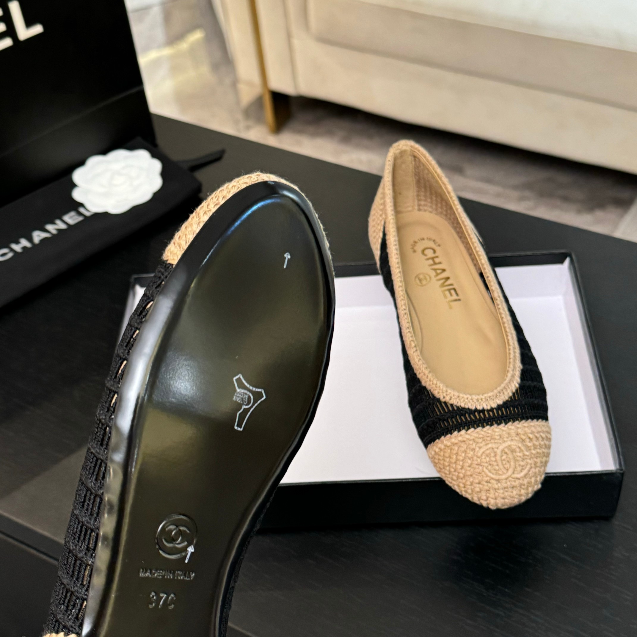 Bagsaaa Ch**el Ballet flats G46352 Black & Beige Raffia