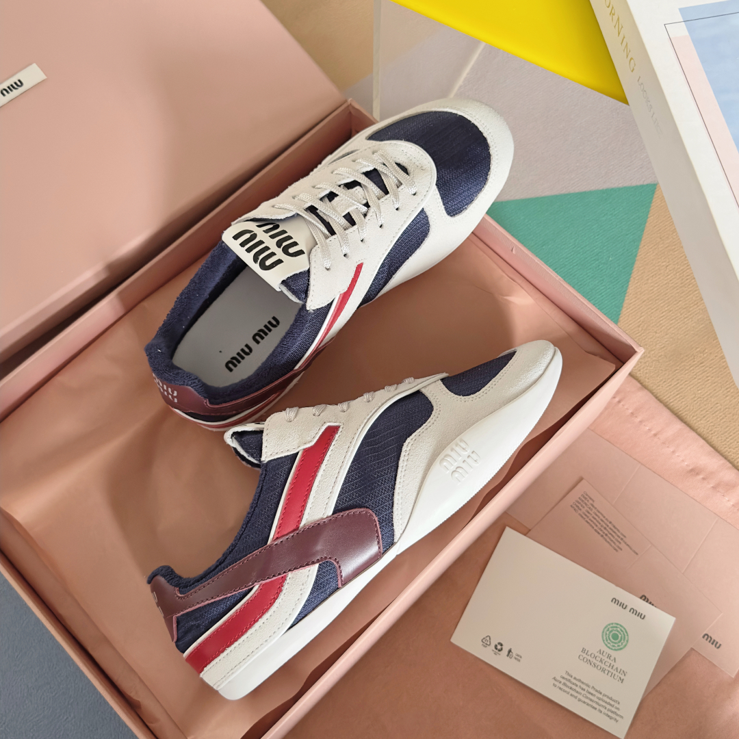 Bagsaaa Miu Miu Gymnasium technical fabric and suede sneakers Blue/Amaranth