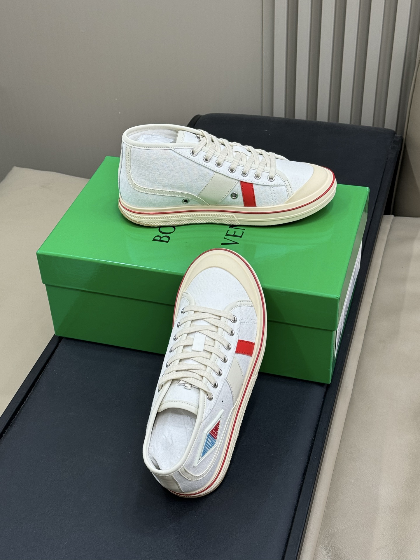 Bagsaaa B0tt*ga Ven*ta Eliot Sneaker Mid-top lace-up sneaker White/sea salt