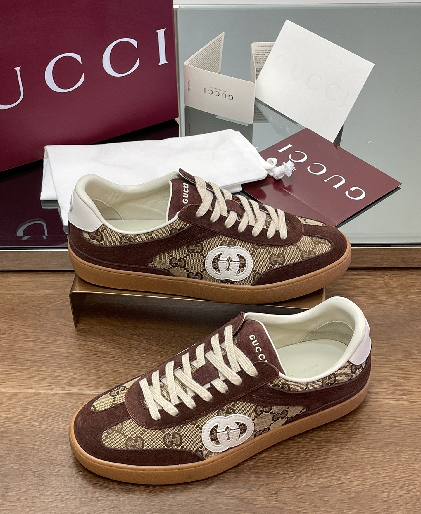 Bagsaaa Gvc*1 G75 trainer 791742 dark brown suede