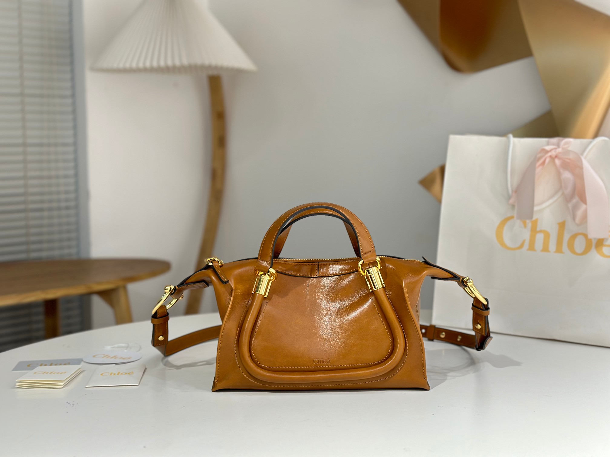 Bagsaaa Chloe Small Paraty 24 bag in shiny leather brown - 27cm