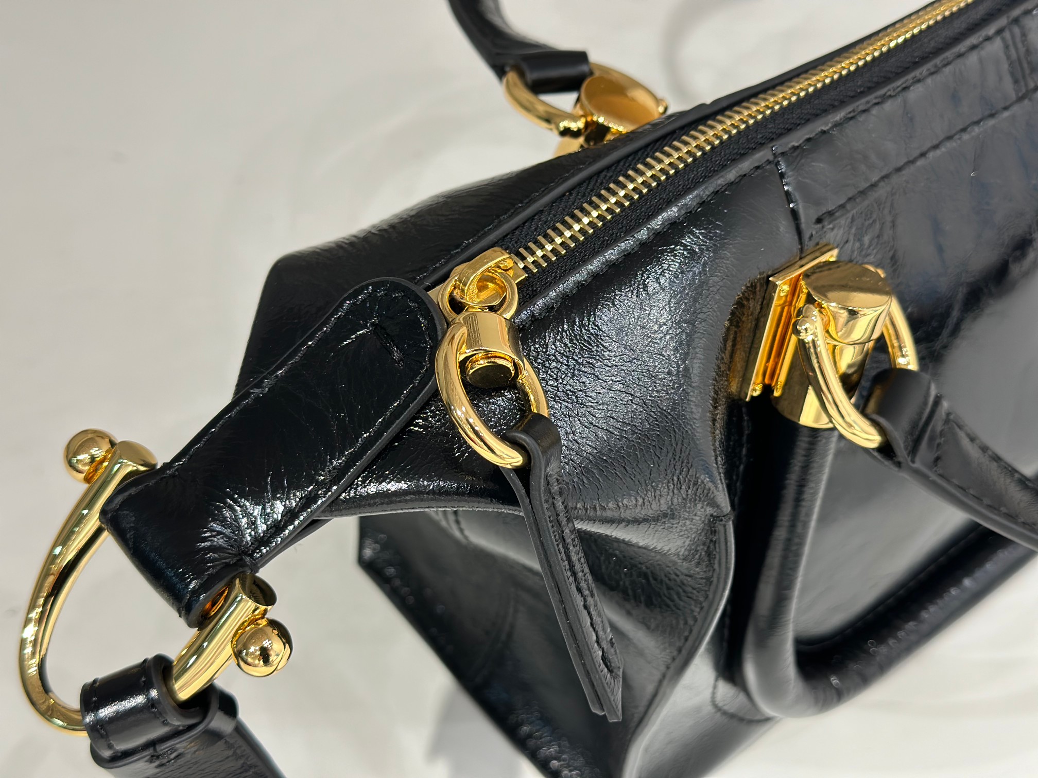 Bagsaaa Chloe Small Paraty 24 bag in shiny leather black - 27cm