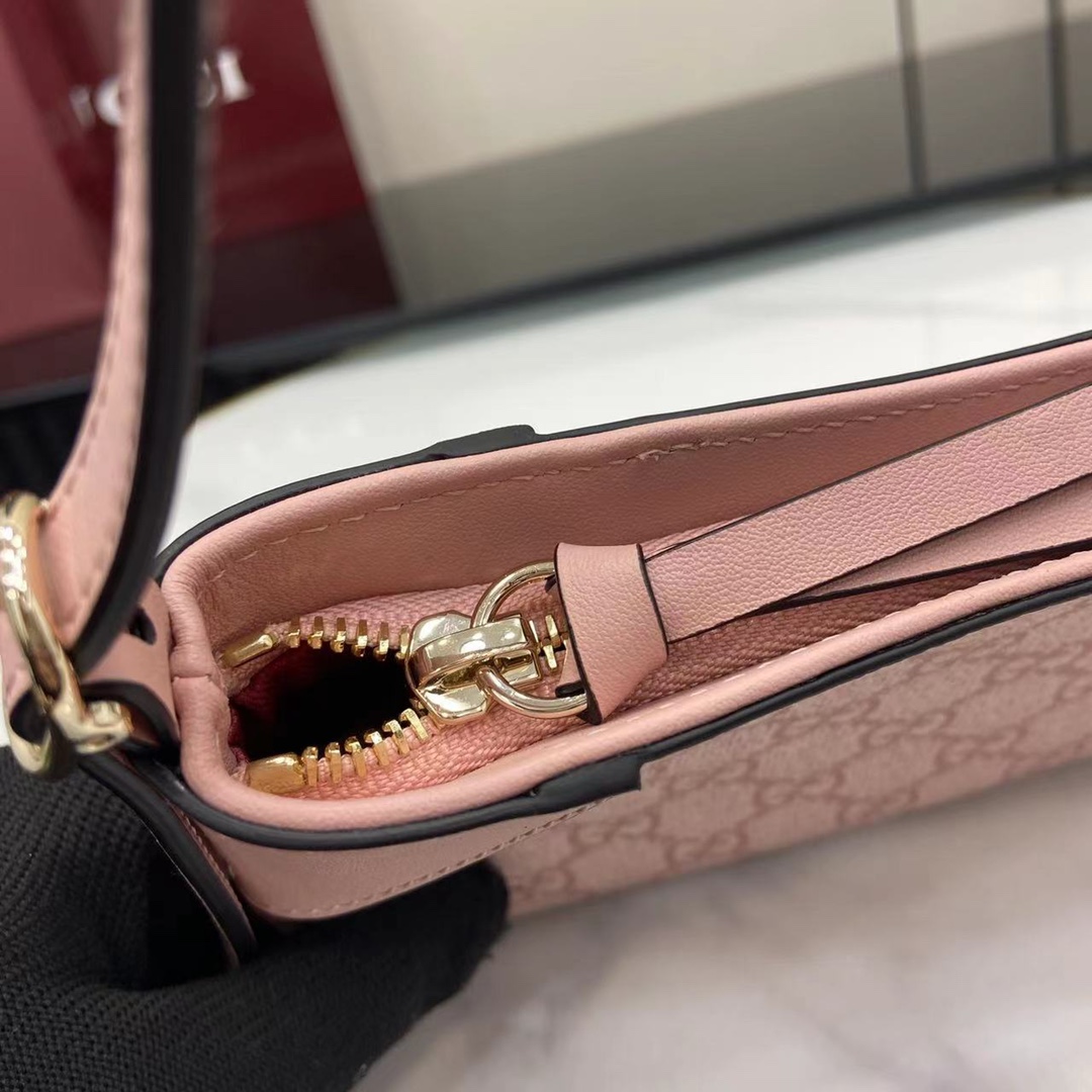 Bagsaaa Gvc*1 GG Emblem S*per mini shoulder bag ‎820696 pink - 23 x 13 x 2cm