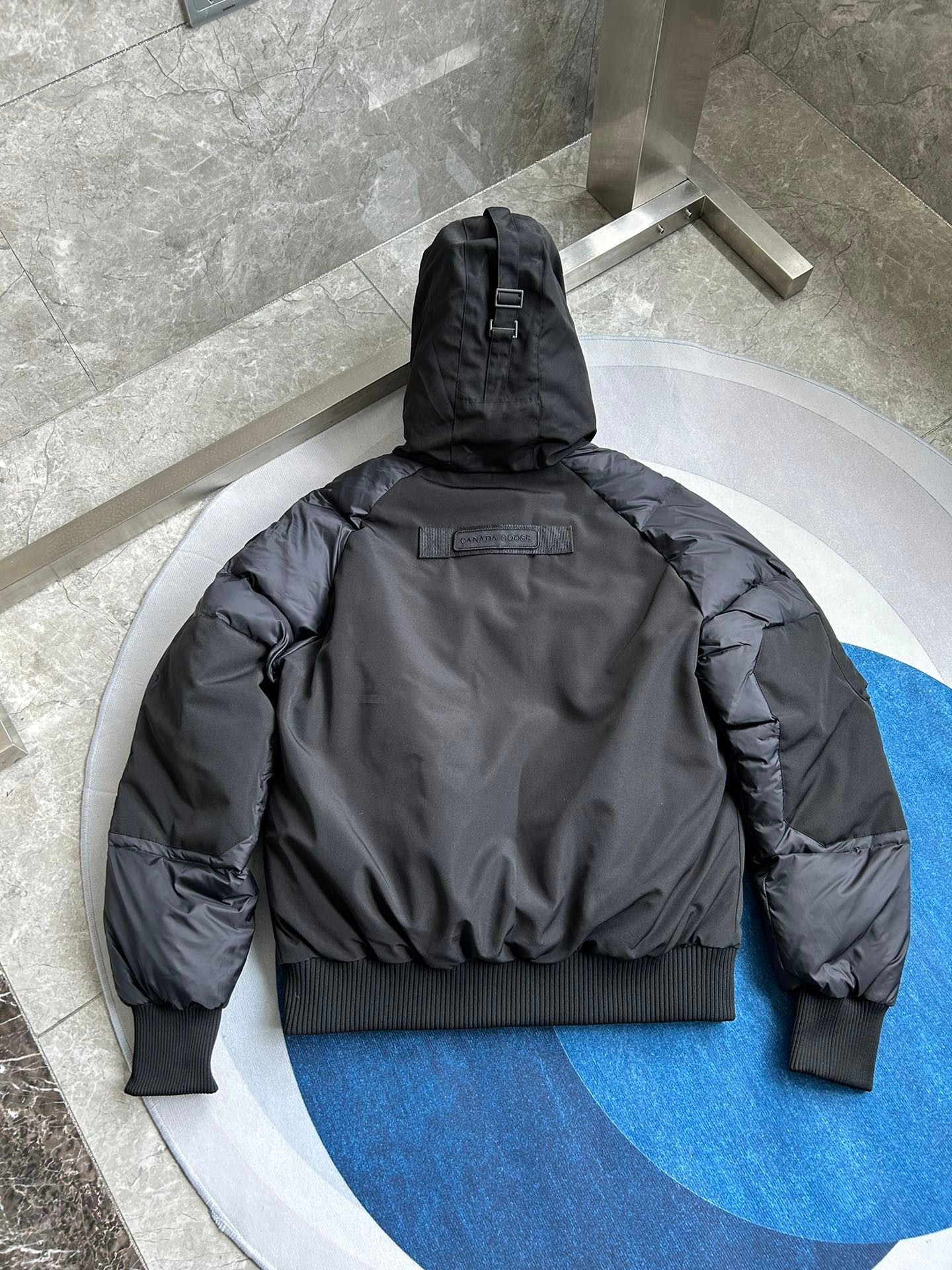 Bagsaaa Can*a G00se Paradigm Chilliwack Bomber Black Label