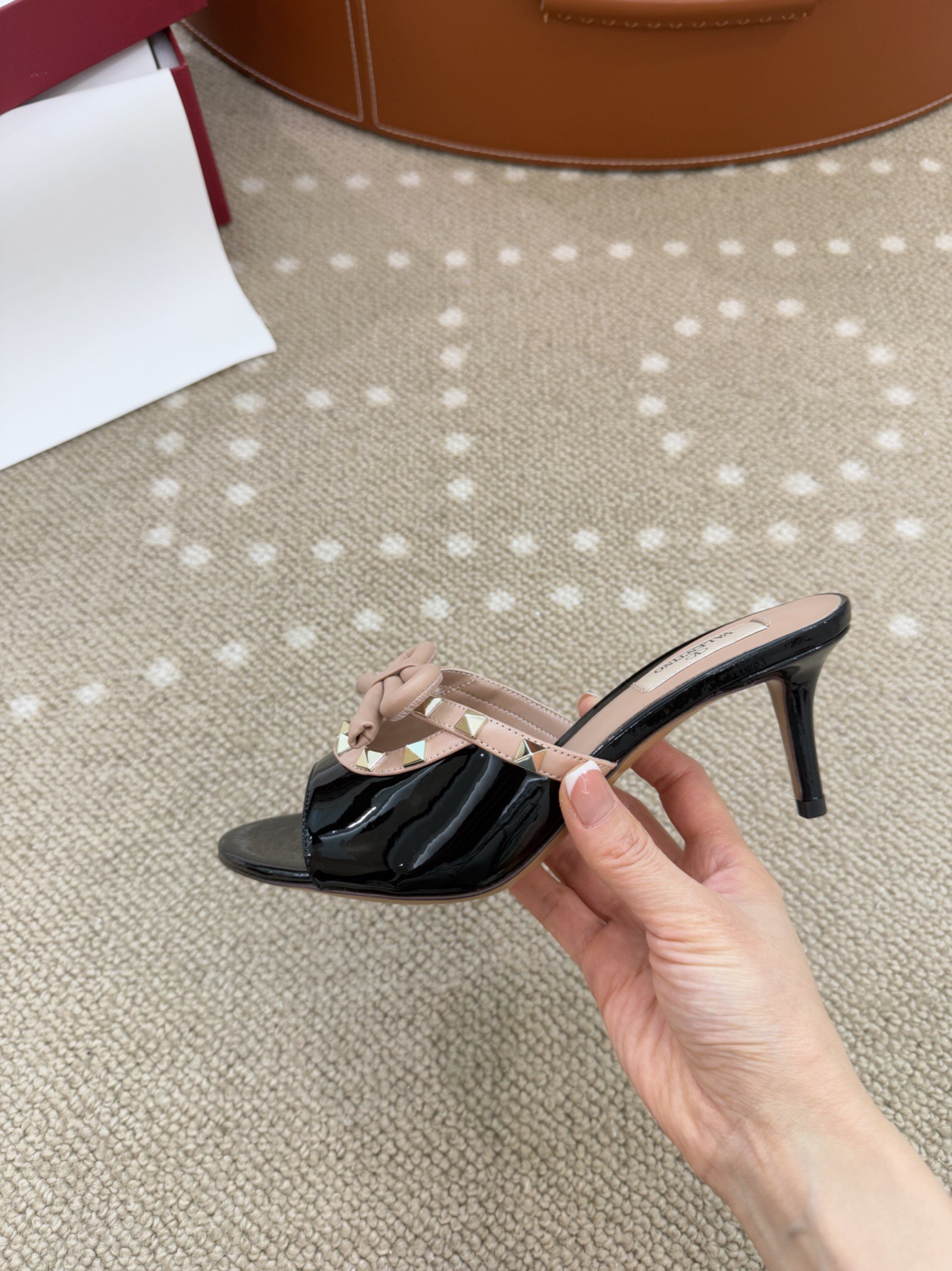 Bagsaaa Va1e*ntin0 Rockstud patent leather mules black 6cm
