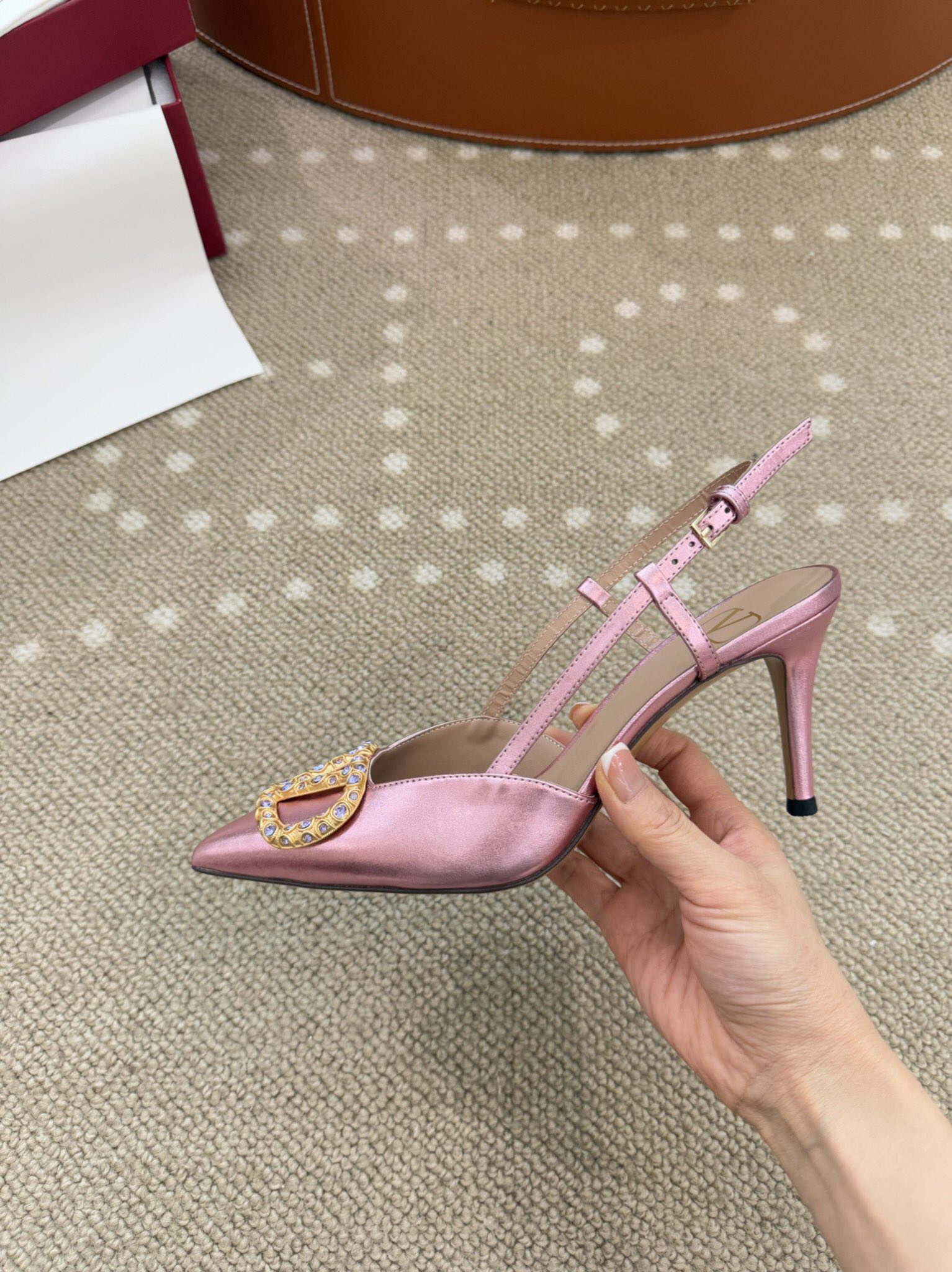 Bagsaaa Va1e*ntin0 Garavani 80mm VLogo Signature slingback pumps pink
