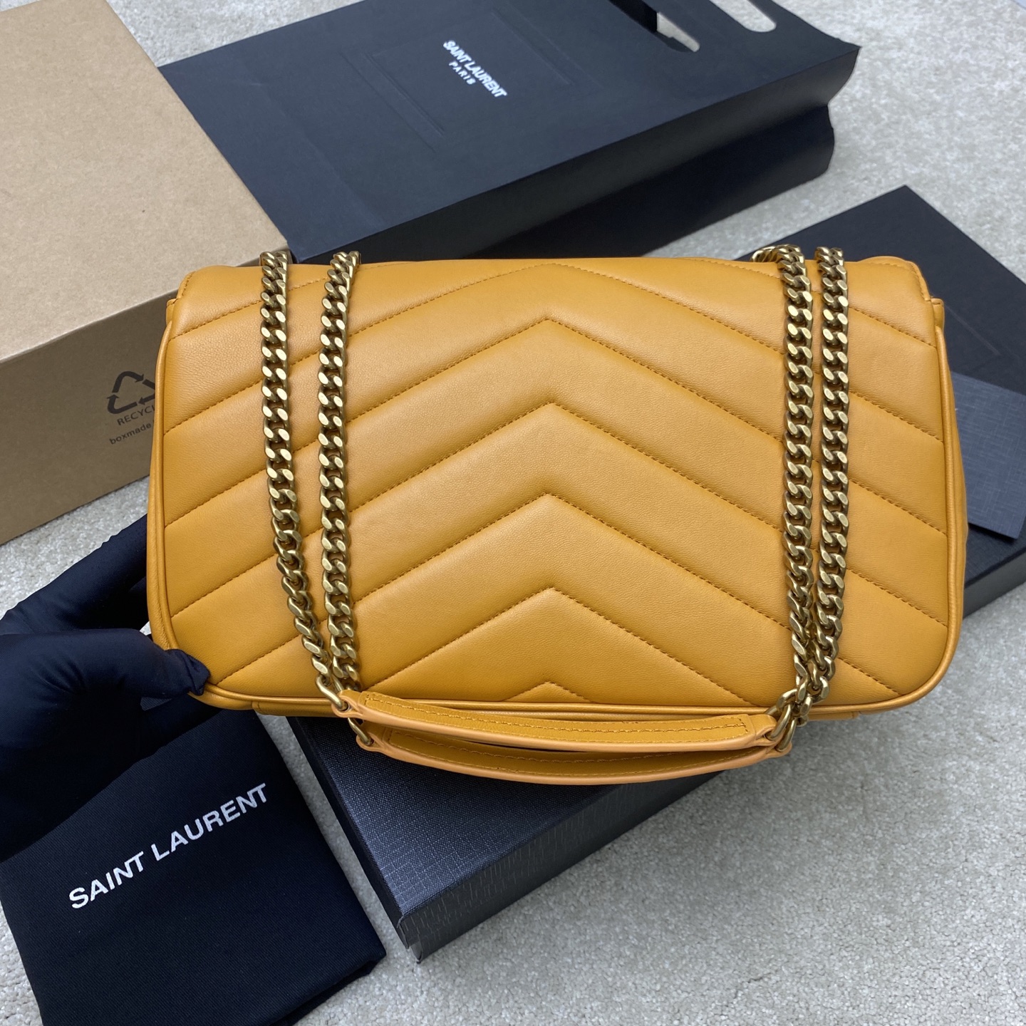 Bagsaaa Y51 Loulou Medium In Matelassé Lambskin 801439 Sunflower - 29 x 17 x 8 CM