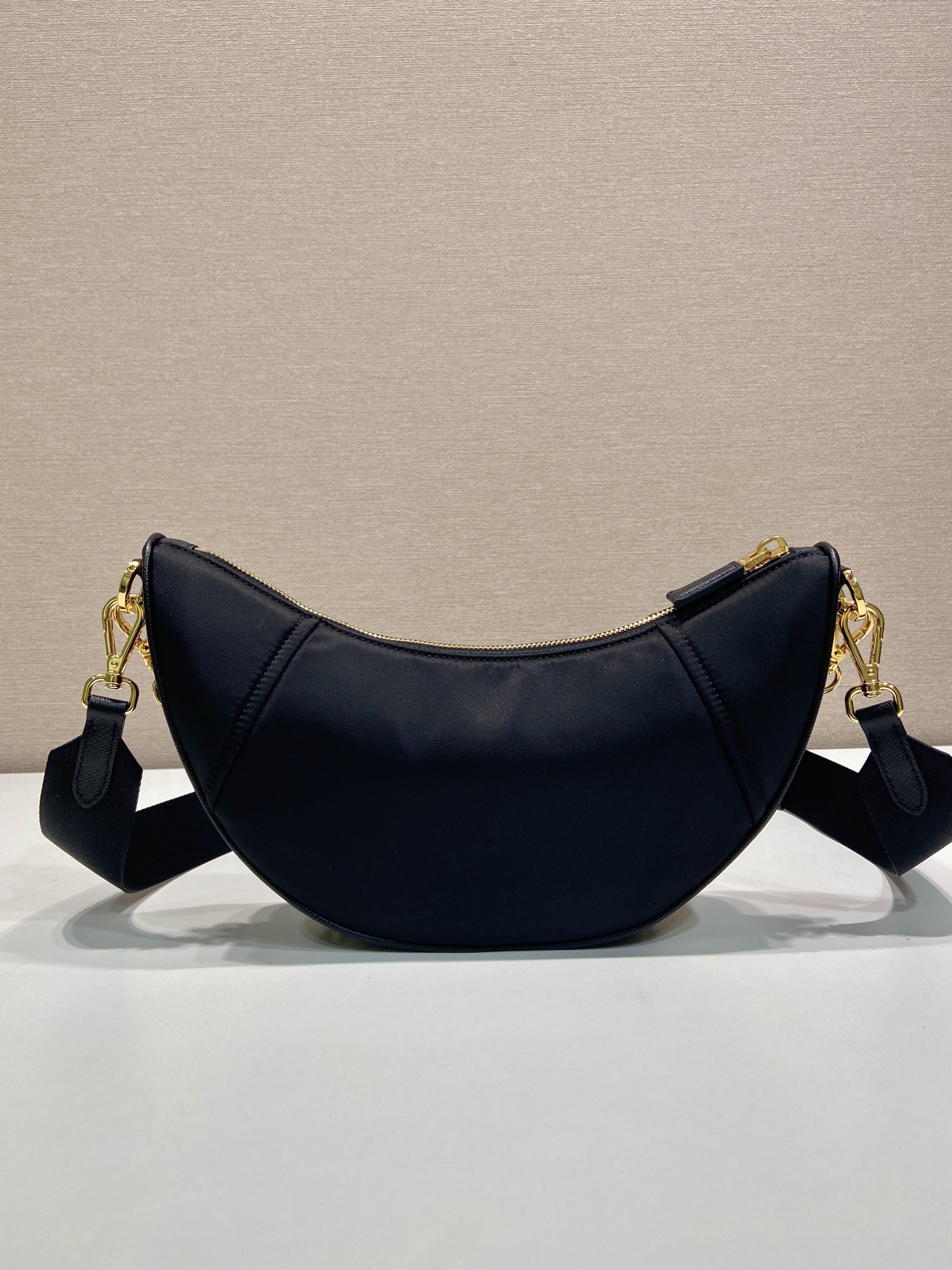 Bagsaaa Pra*a Re-Nylon shoulder bag 1BH222 black - 30cm