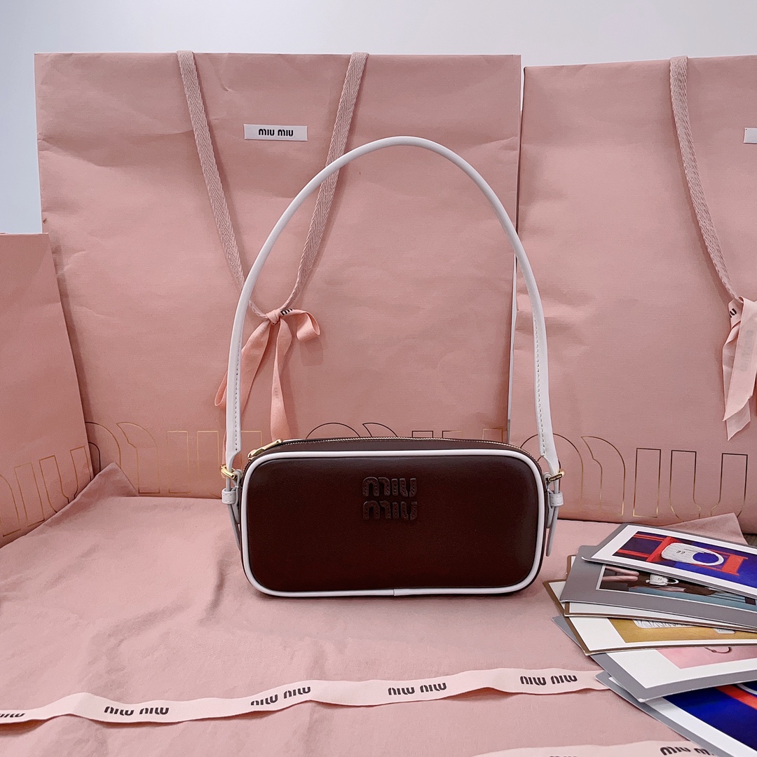 Bagsaaa Miu Miu Leather pouch 5NE024 Briarwood/White - 20cm