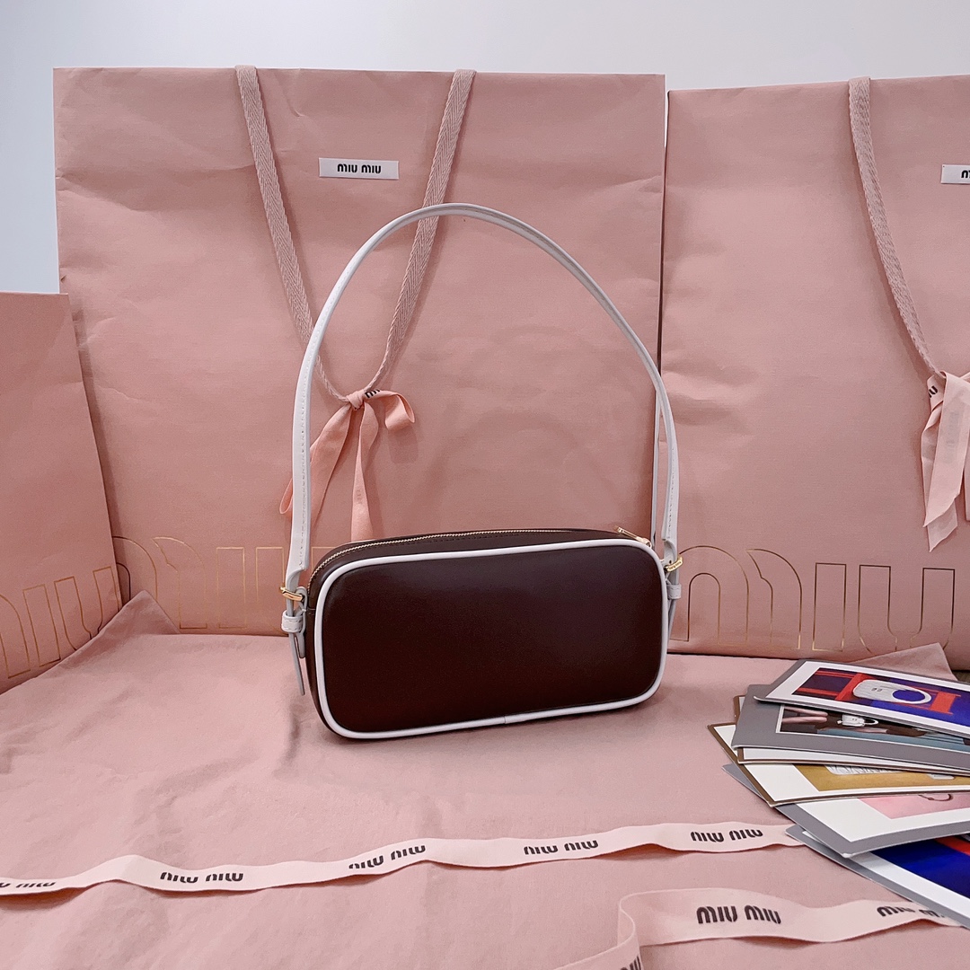 Bagsaaa Miu Miu Leather pouch 5NE024 Briarwood/White - 20cm