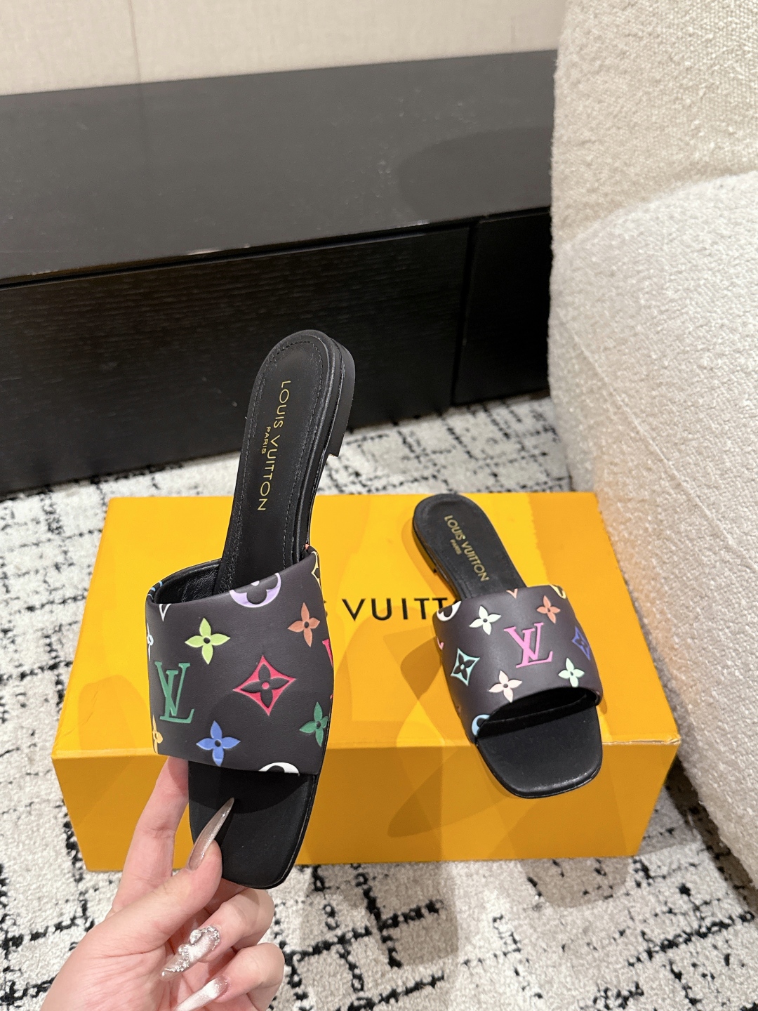 Bagsaaa LV x TM 6AM Flat Mule Multicolored Black
