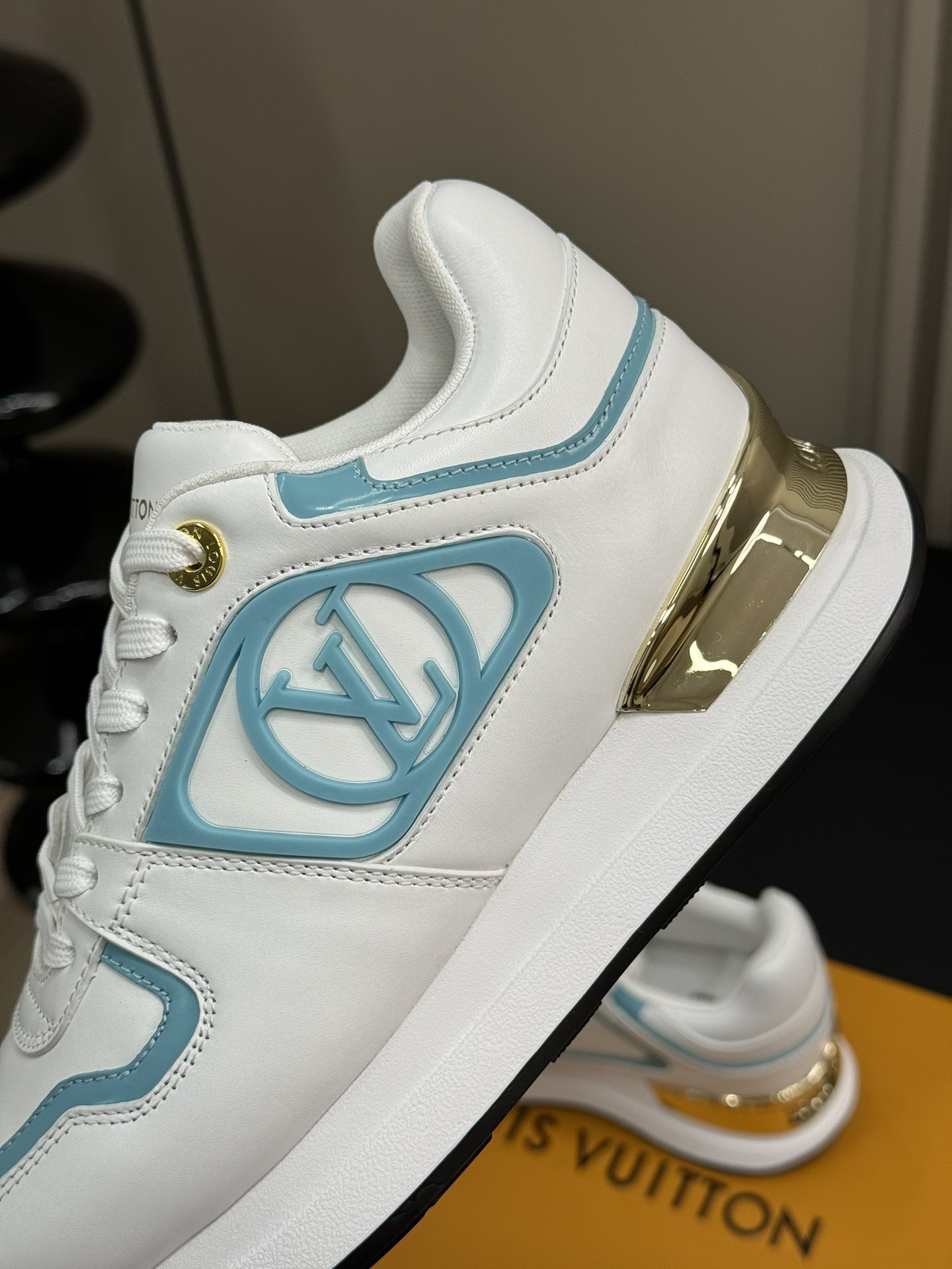 Bagsaaa LV Neo Run Away Sneaker Blue