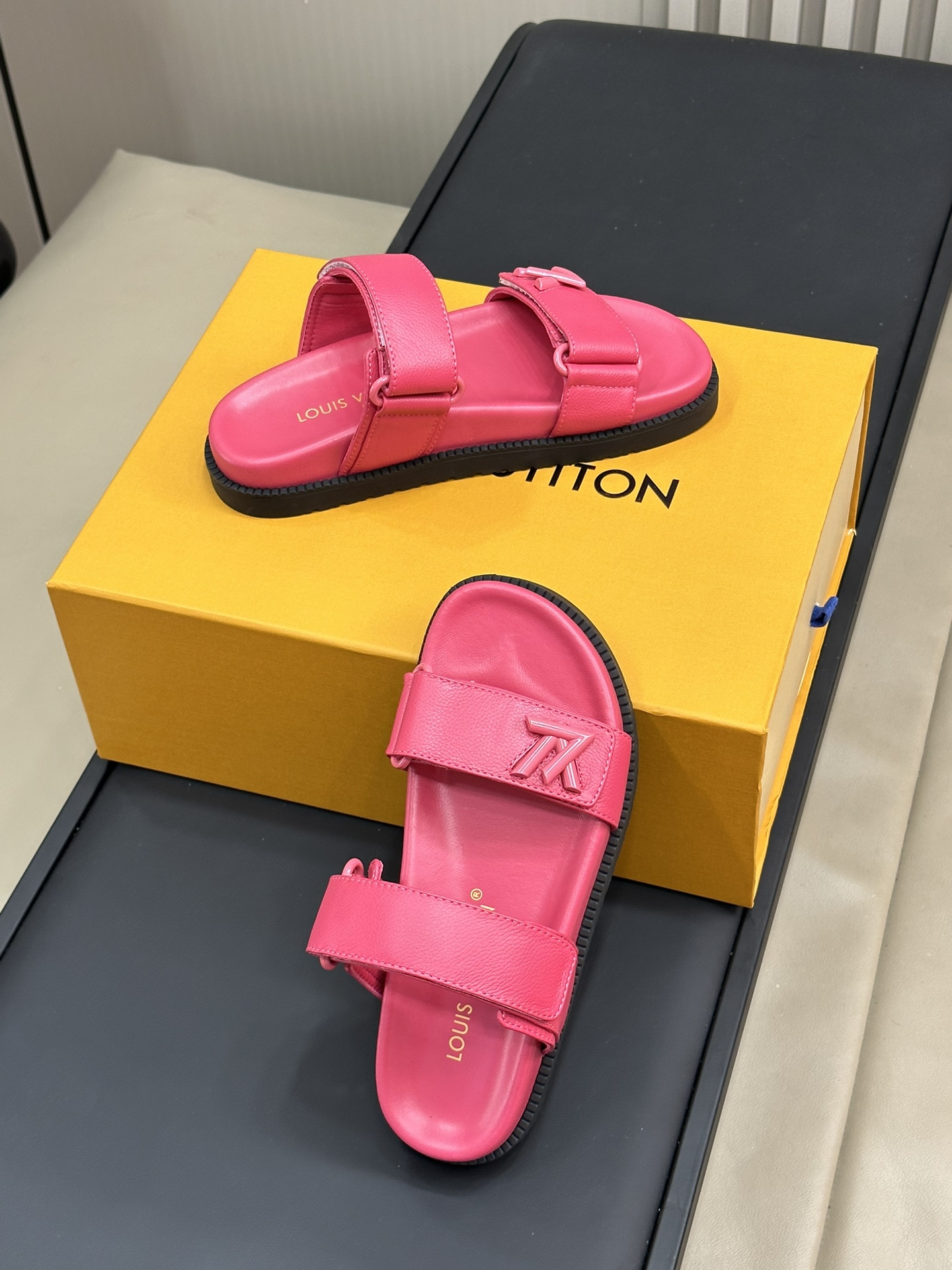 Bagsaaa LV Sunset Flat Comfort Mule Pink