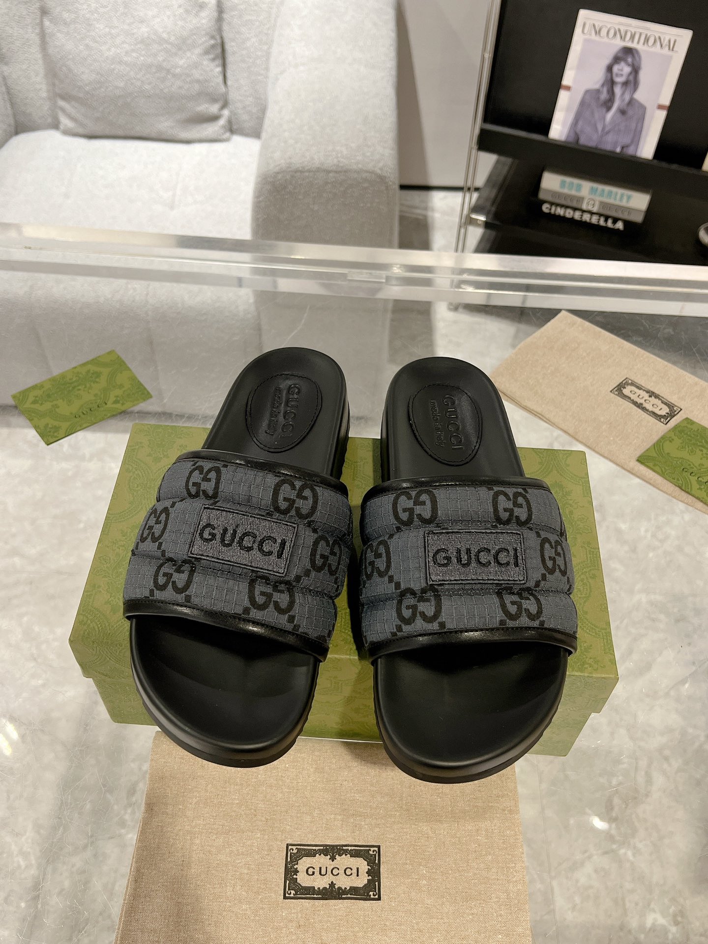 Bagsaaa Gvc*1 Sideline GG ripstop-nylon sliders