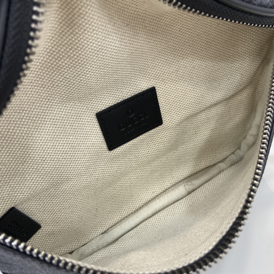 Bagsaaa Gvc*1 GG Emblem small belt bag 821165 black - 23cm