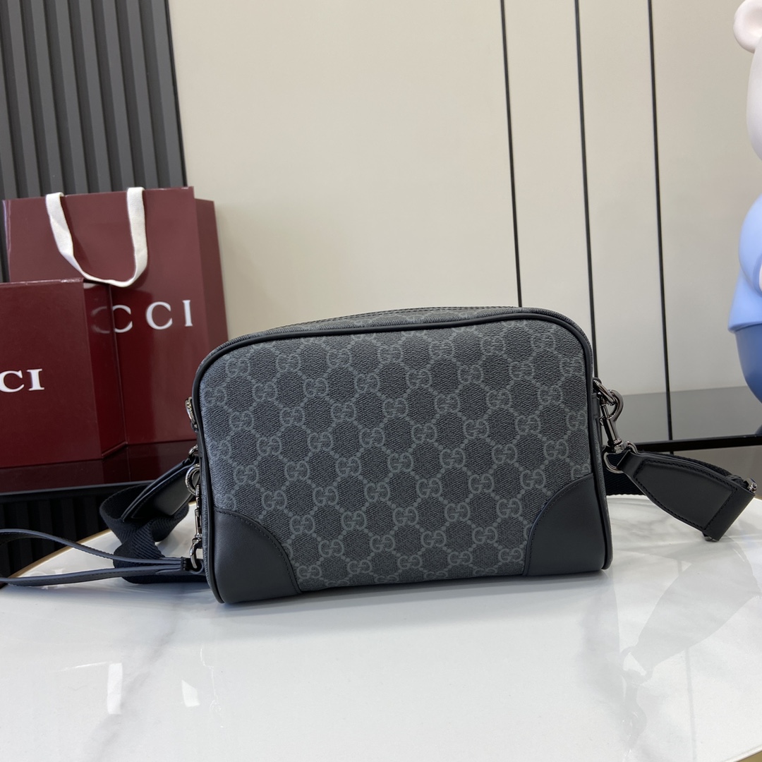 Bagsaaa Gvc*1 GG Emblem small crossbody bag 821155 black - 23cm