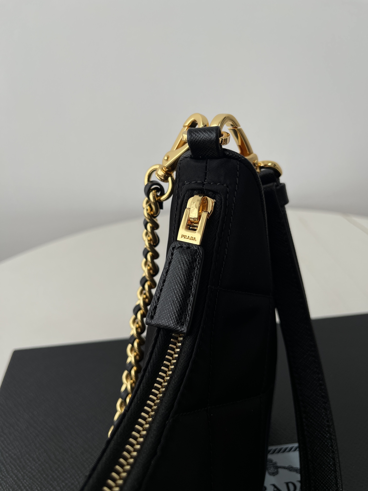 Bagsaaa Pra*a Re-Edition 1995 Chaîne Re-Nylon mini-bag 1BC204 black - 22cm