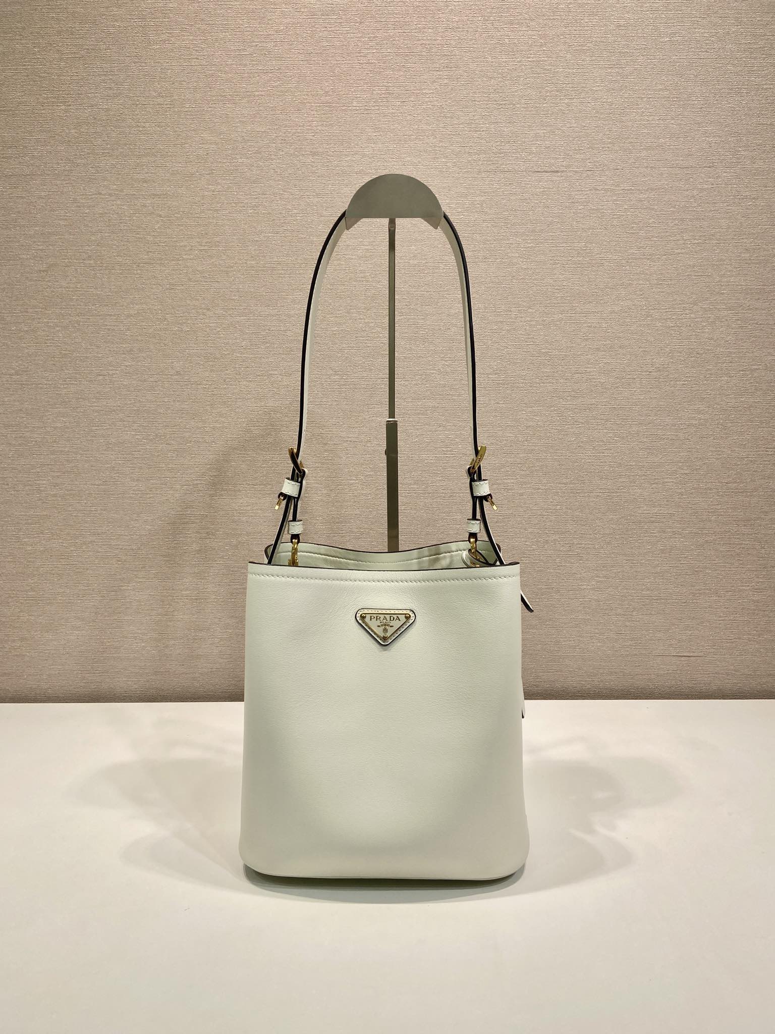 Bagsaaa Pra*a Medium leather bag 1BE080 white - 21.5cm